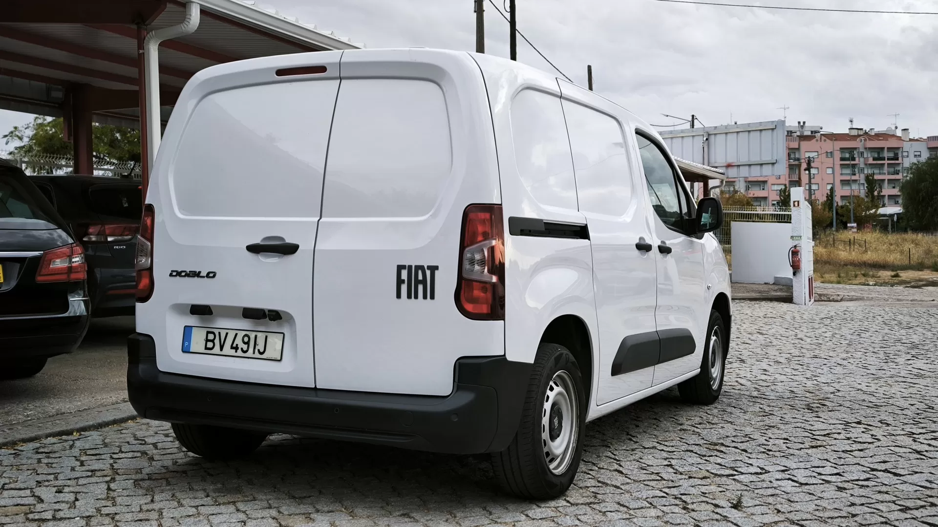 Fiat  Doblo L1 1.5 - foto 5