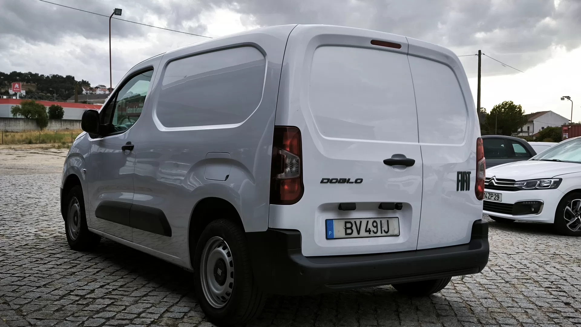 Fiat  Doblo L1 1.5 - foto 7