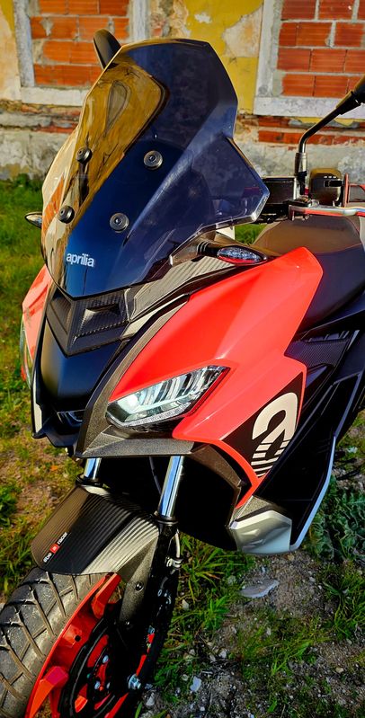 Aprilia SR GT SPORT ABS - foto 3