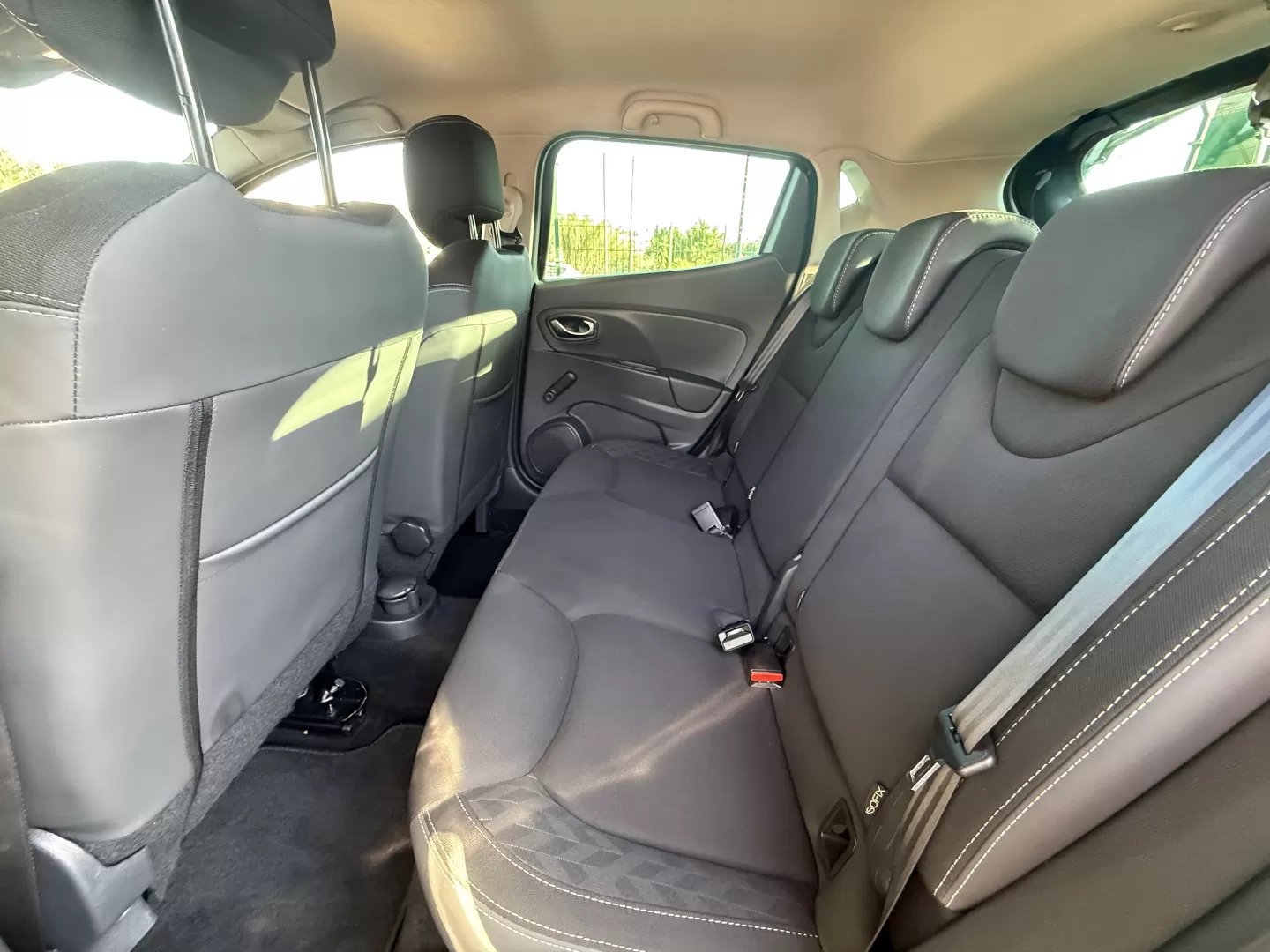 Renault Clio 1.5 dCi Limited - foto 7
