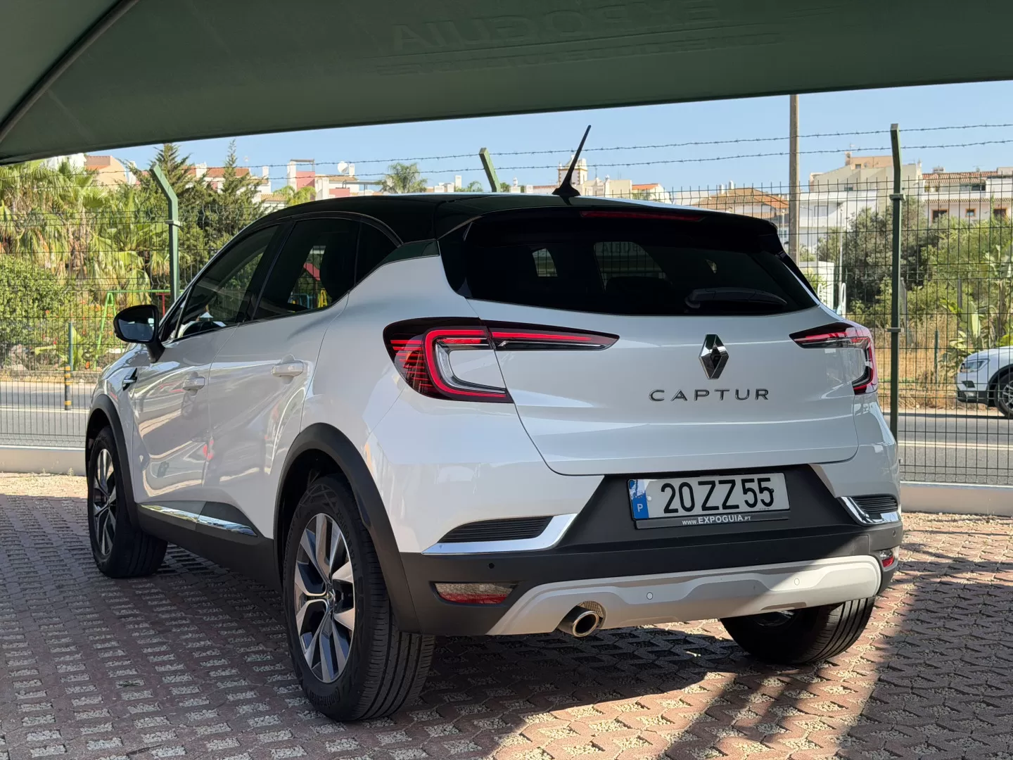 Renault Captur 1.3 TCe Exclusive EDC - foto 4