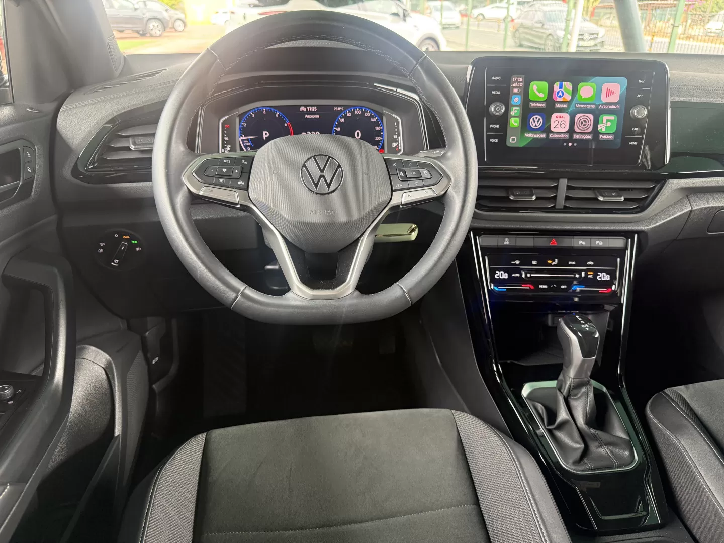 VW T-Roc 1.5 TSI Black Style DSG - foto 8