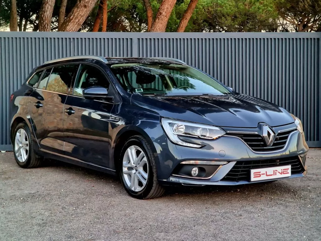 Renault Mégane Sport Tourer 1.5 Blue dCi Zen - foto 3