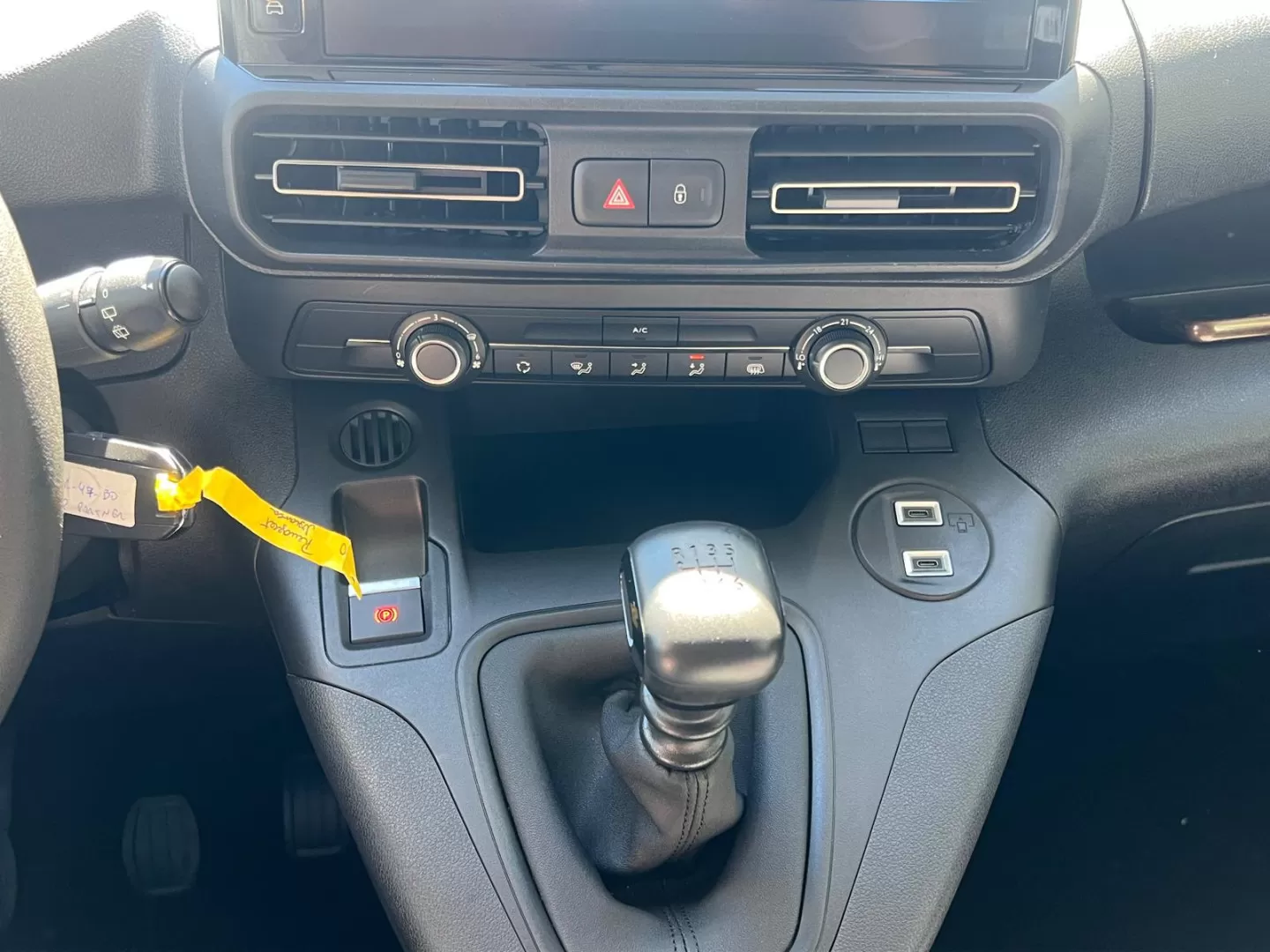 Peugeot  PARTNER 1.5 BLUEHDI 100cv - foto 2