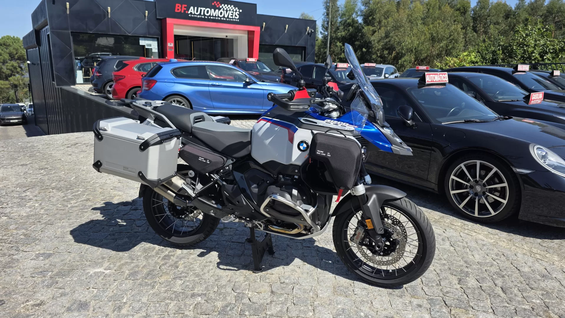 BMW R 1300 GS Adventure GS Trophy - foto 4