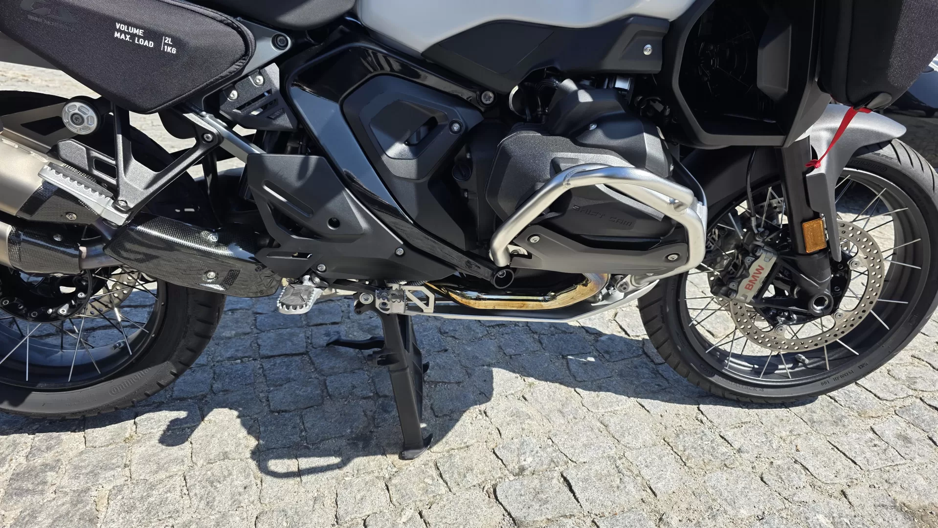 BMW R 1300 GS Adventure GS Trophy - foto 7