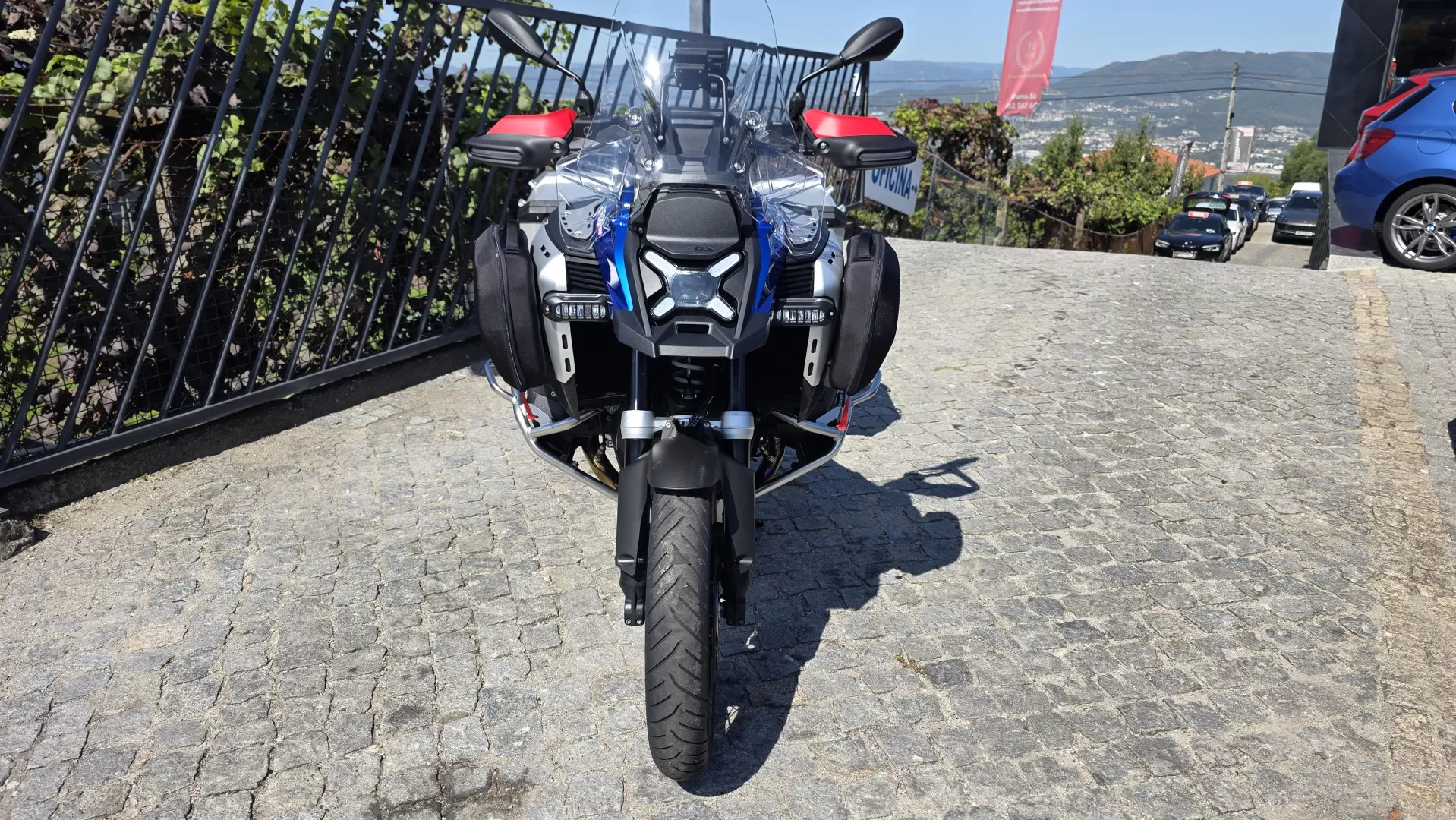 BMW R 1300 GS Adventure GS Trophy - foto 5