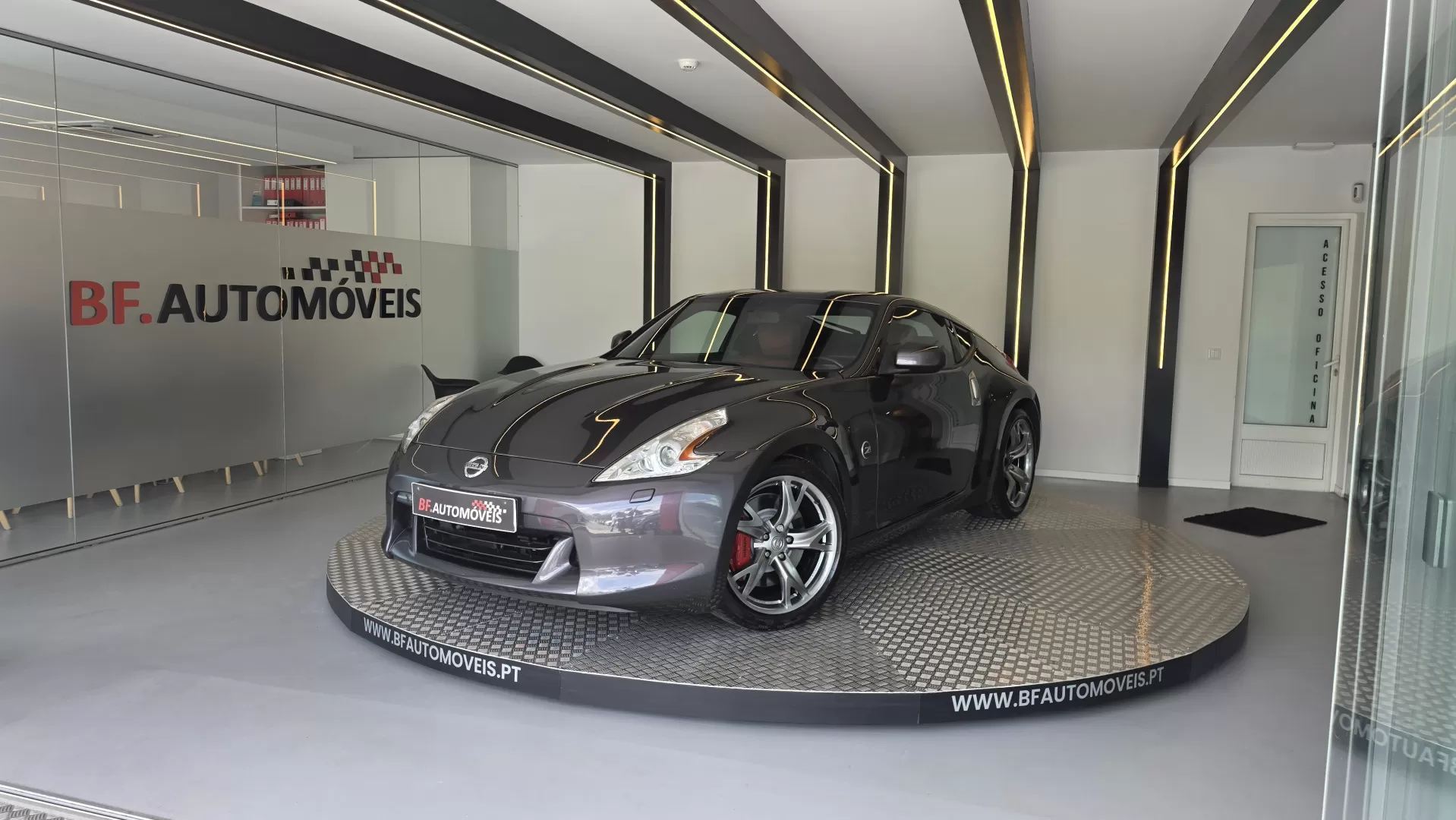 Nissan 370 Z 40th Anniversary Edition - foto 2