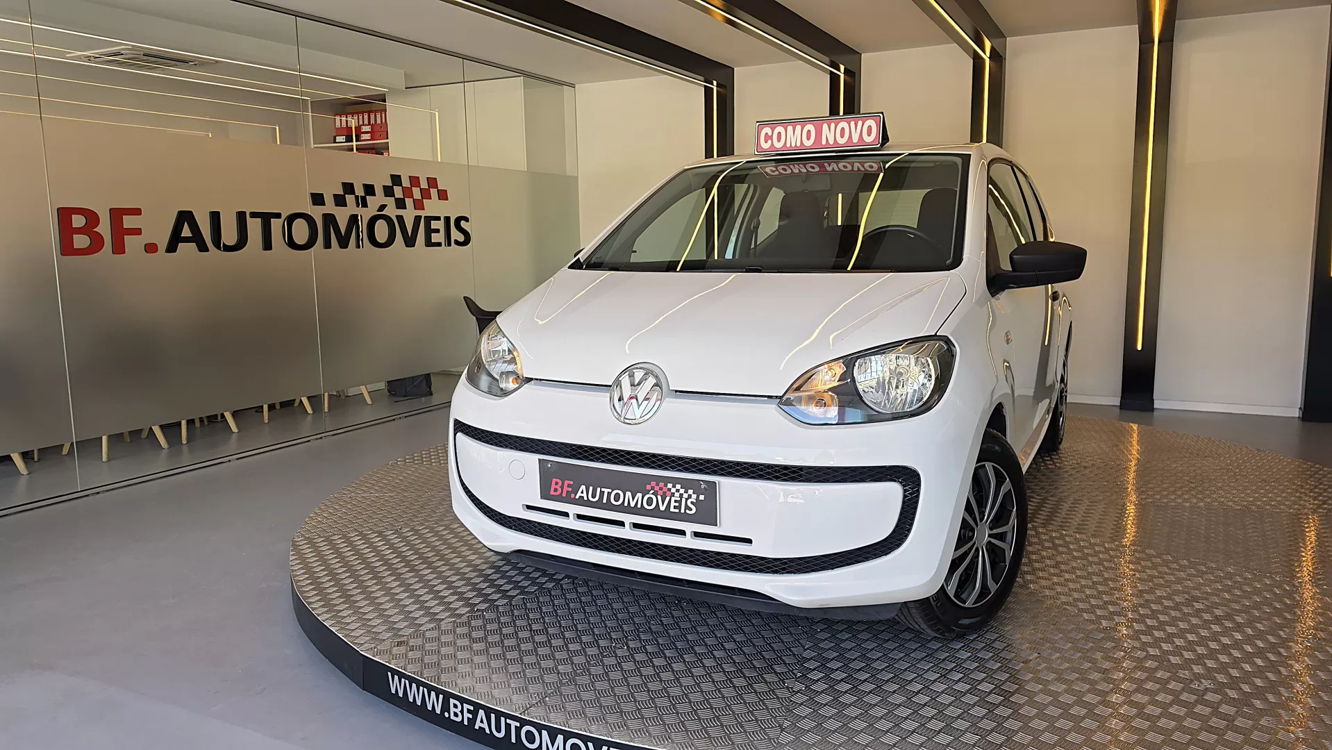 VW Up white