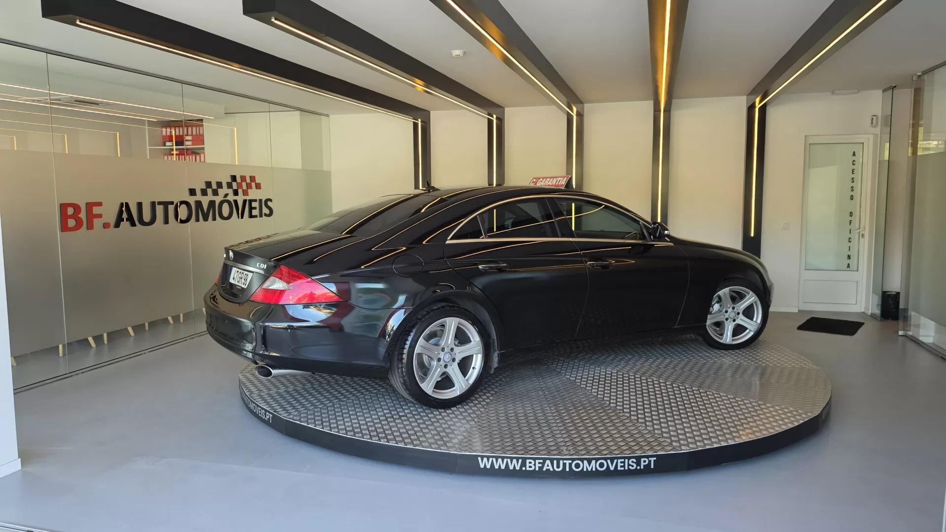 Mercedes-Benz CLS 320 CDI - foto 7