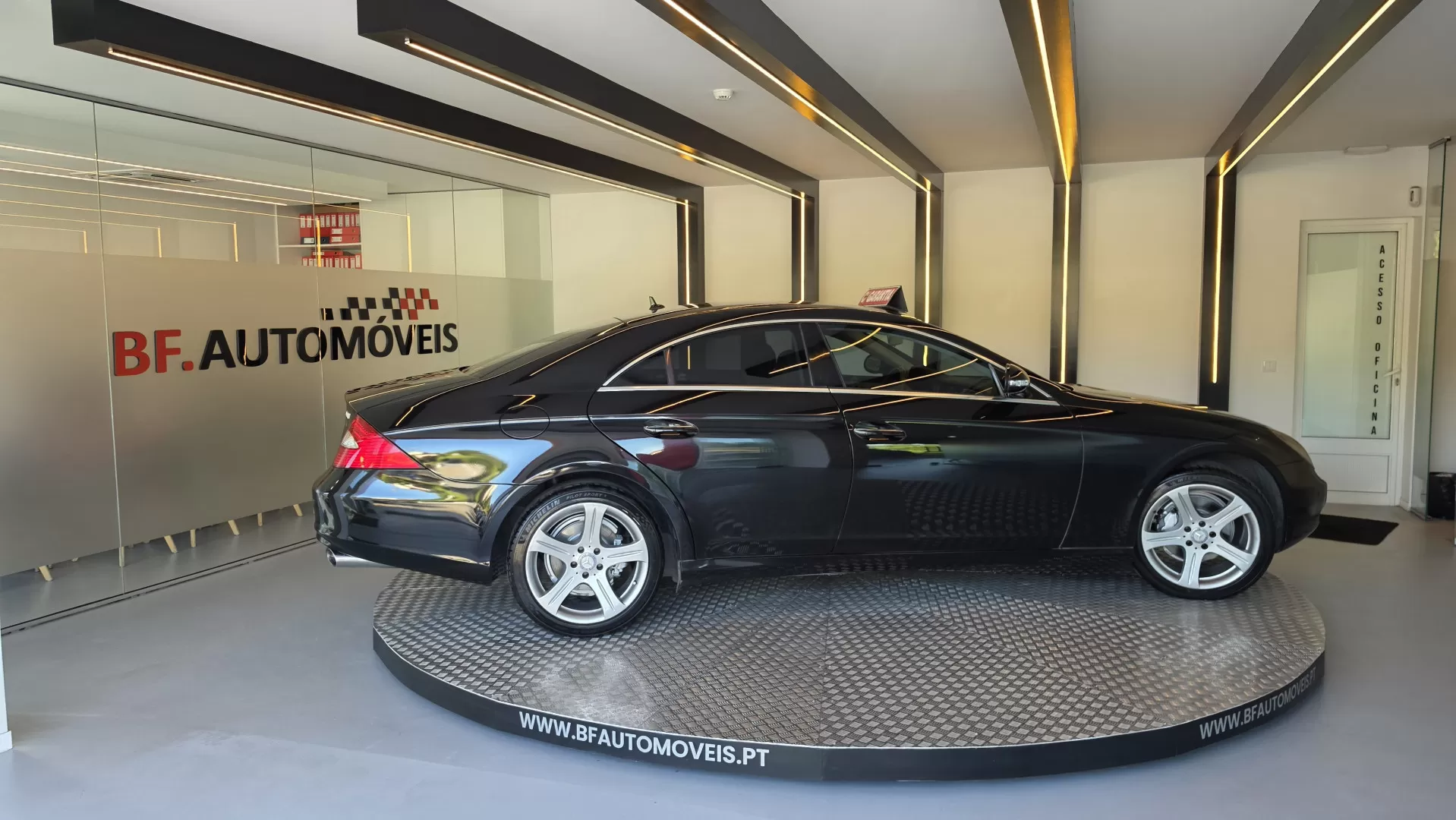 Mercedes-Benz CLS 320 CDI - foto 8