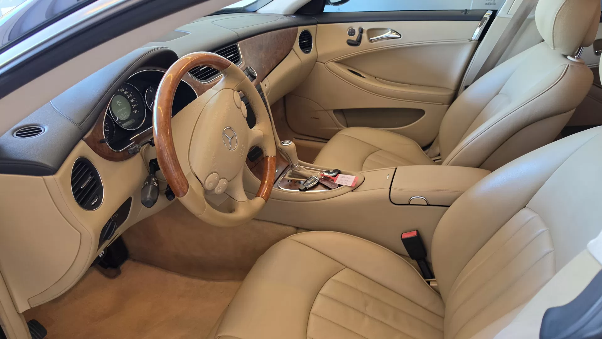 Mercedes-Benz CLS 320 CDI - foto 6