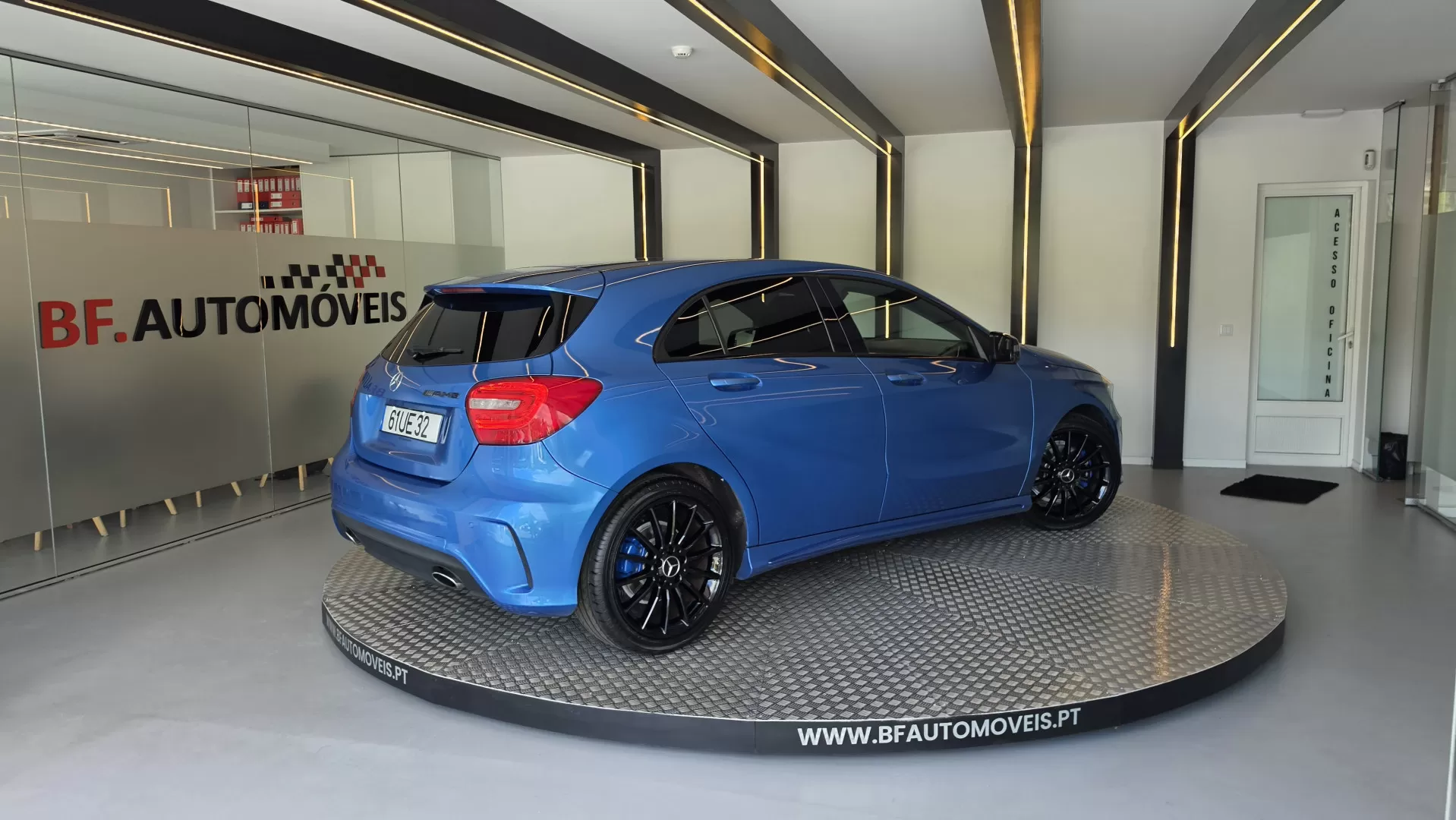 Mercedes-Benz A 180 d AMG Line - foto 4