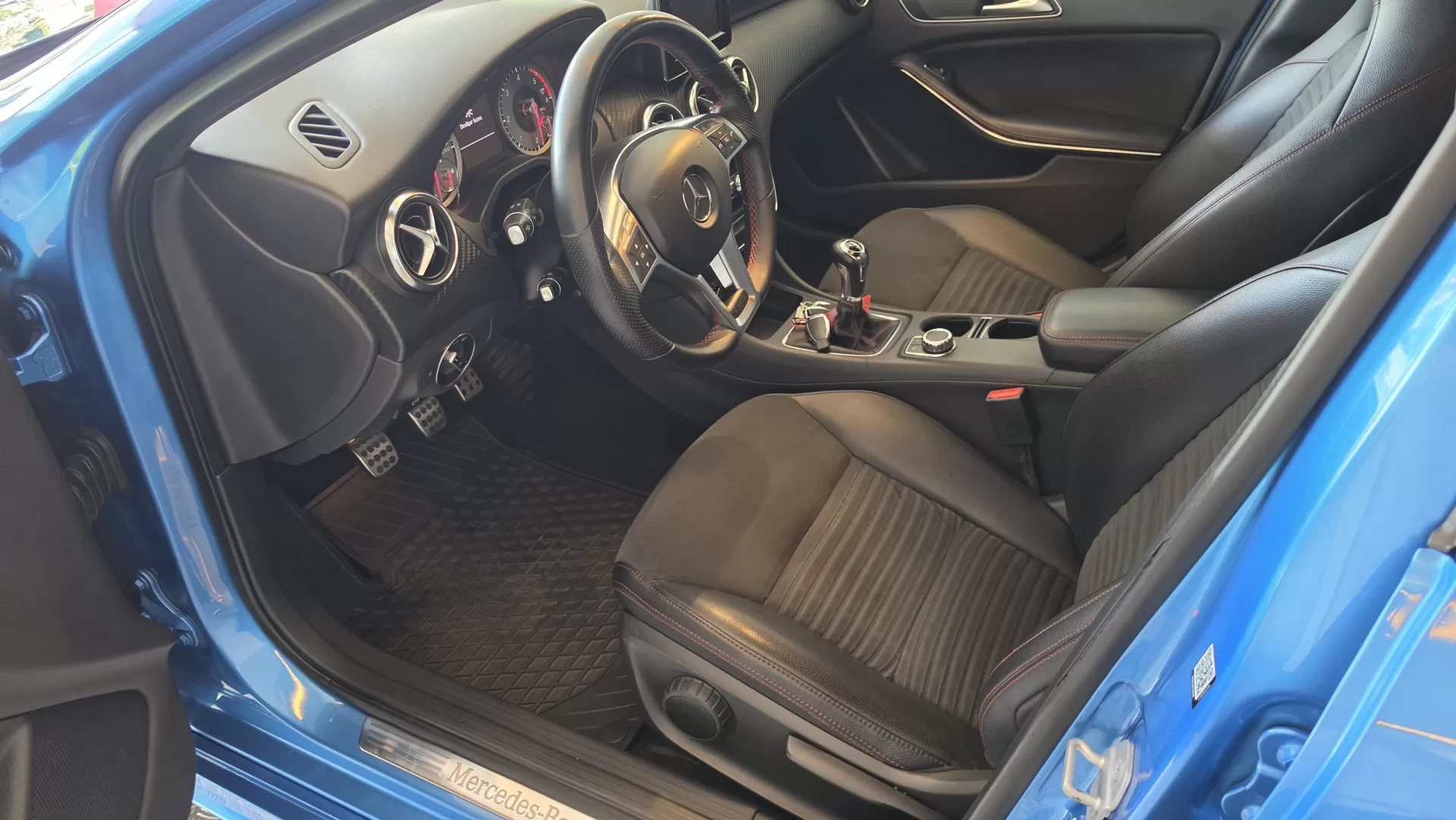 Mercedes-Benz A 180 d AMG Line - foto 6