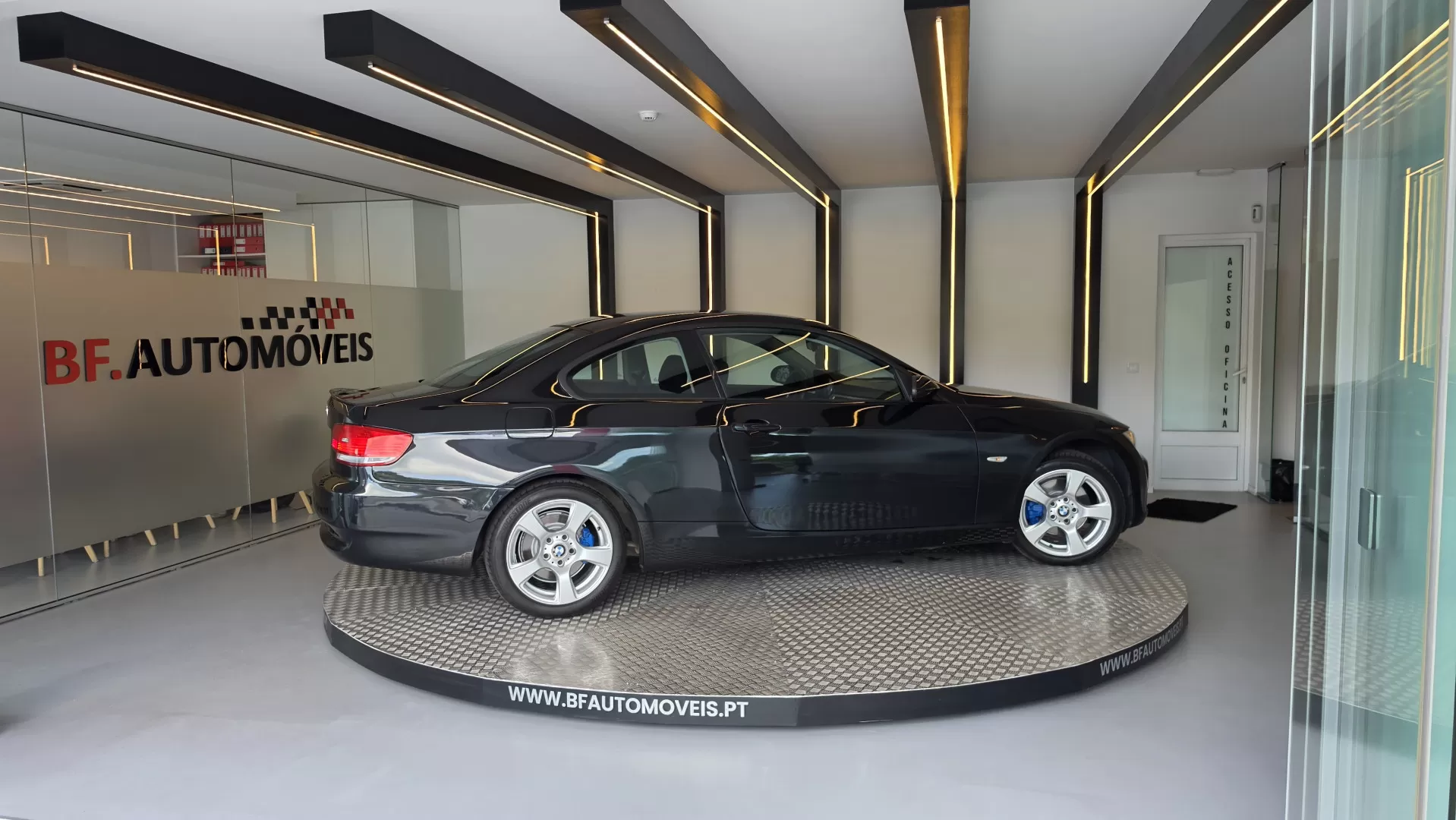 BMW 320 d Coupe - foto 7