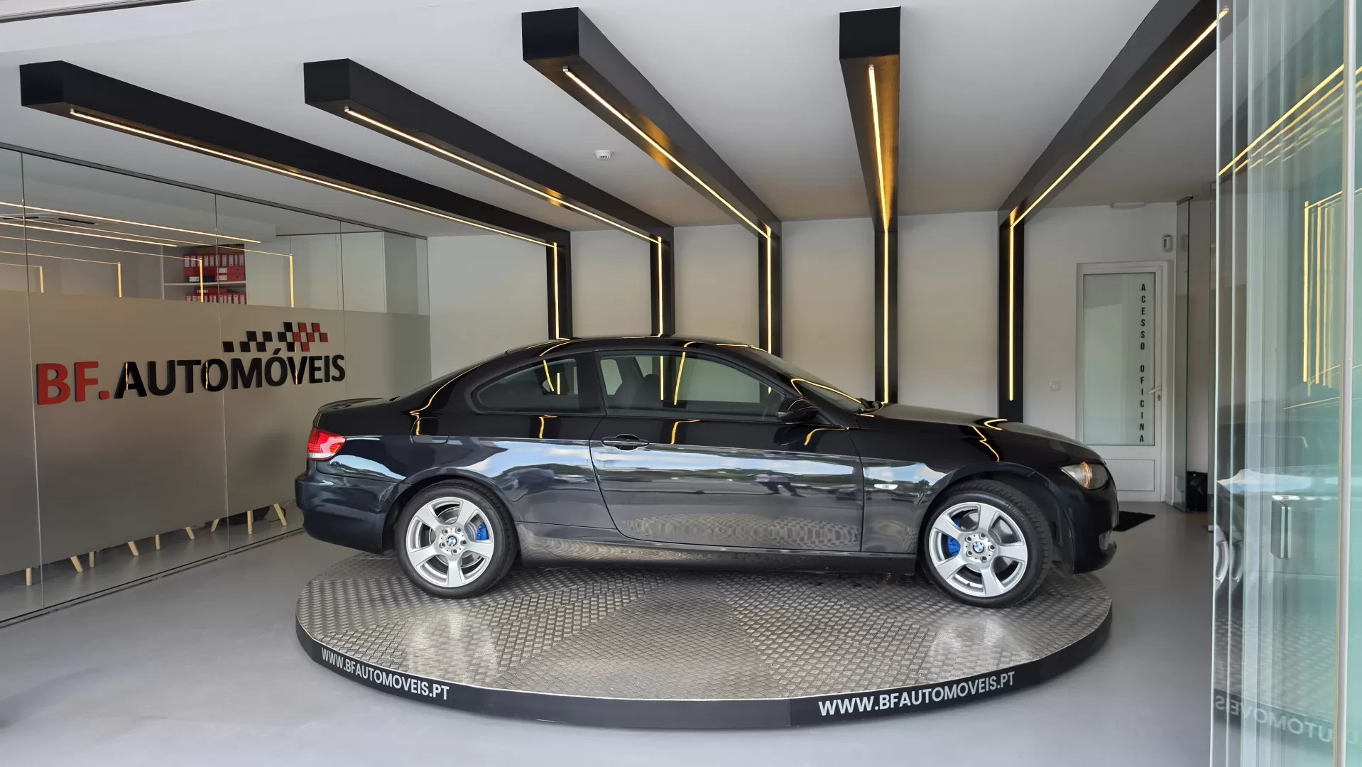 BMW 320 d Coupe - foto 8