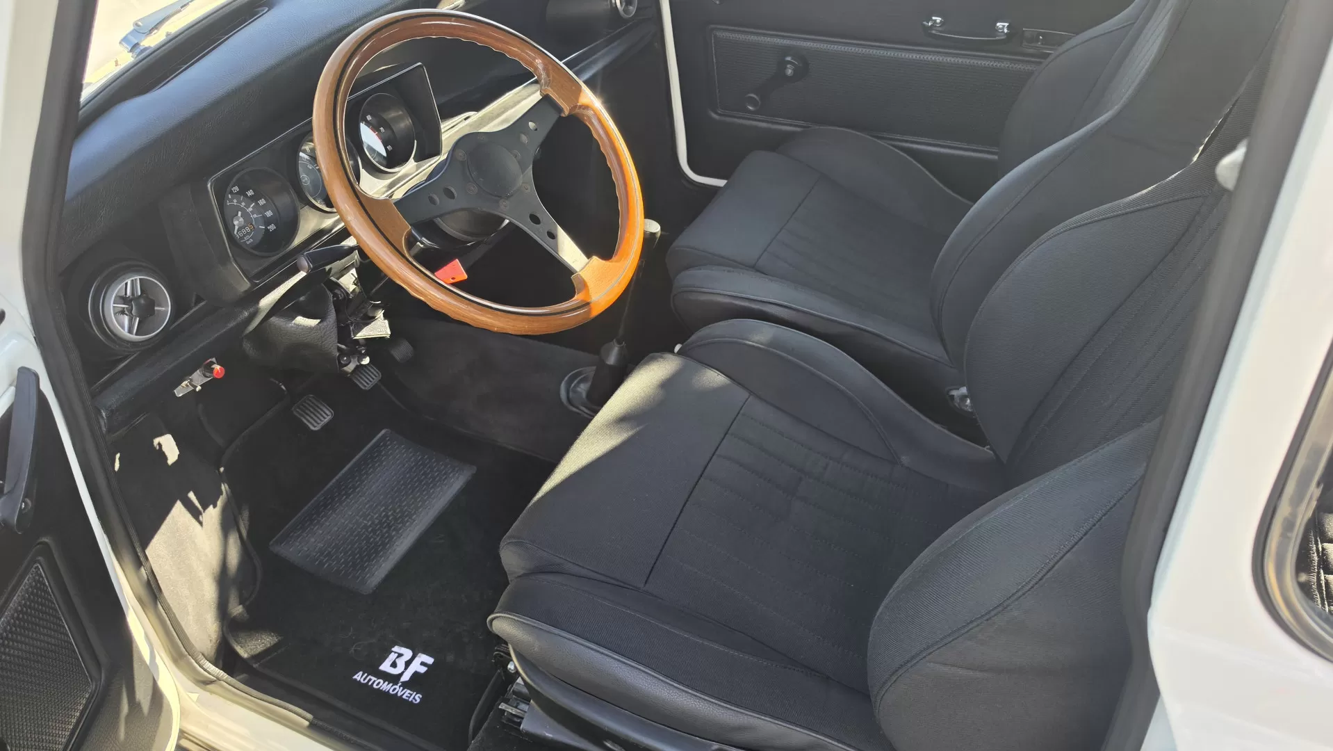 MINI 1275 GT (Clássico) - foto 6