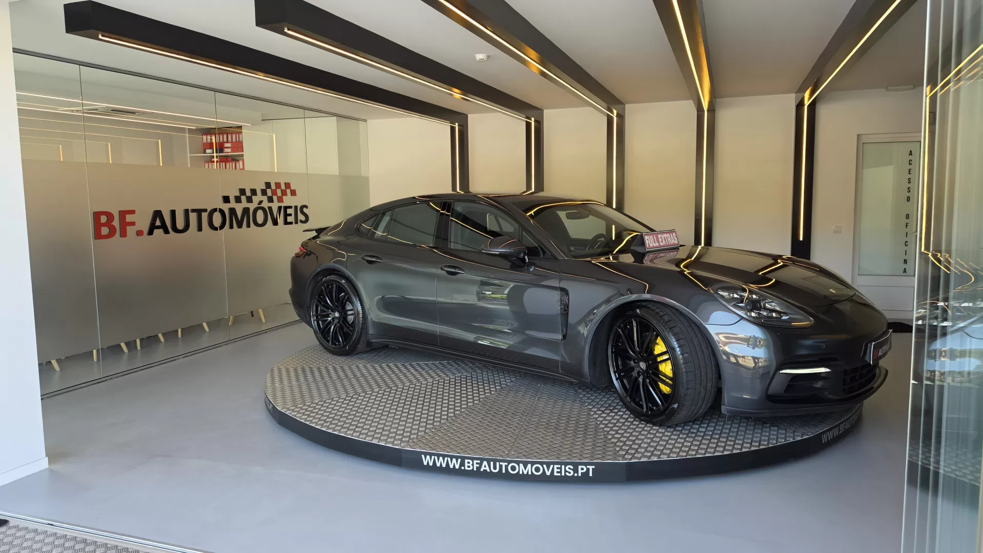 Porsche Panamera 4 S - foto 8