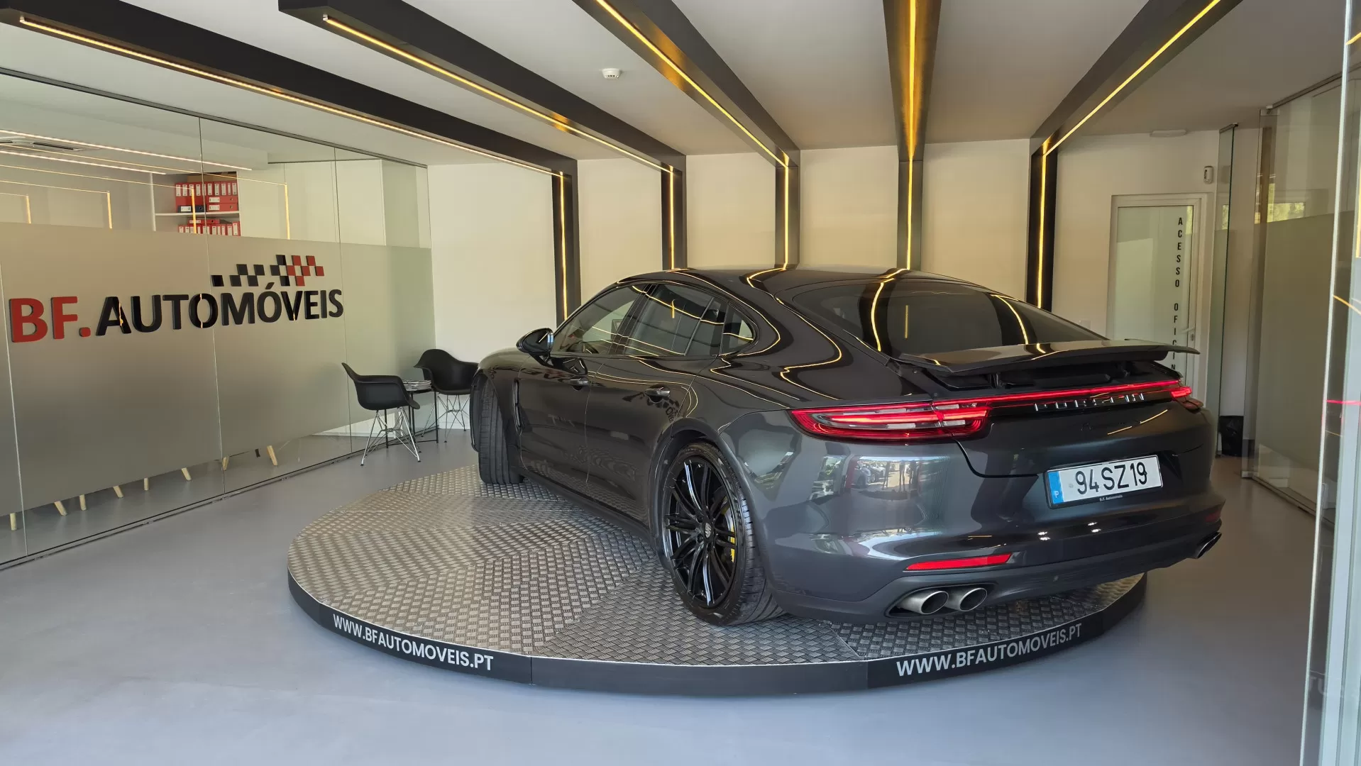 Porsche Panamera 4 S - foto 3