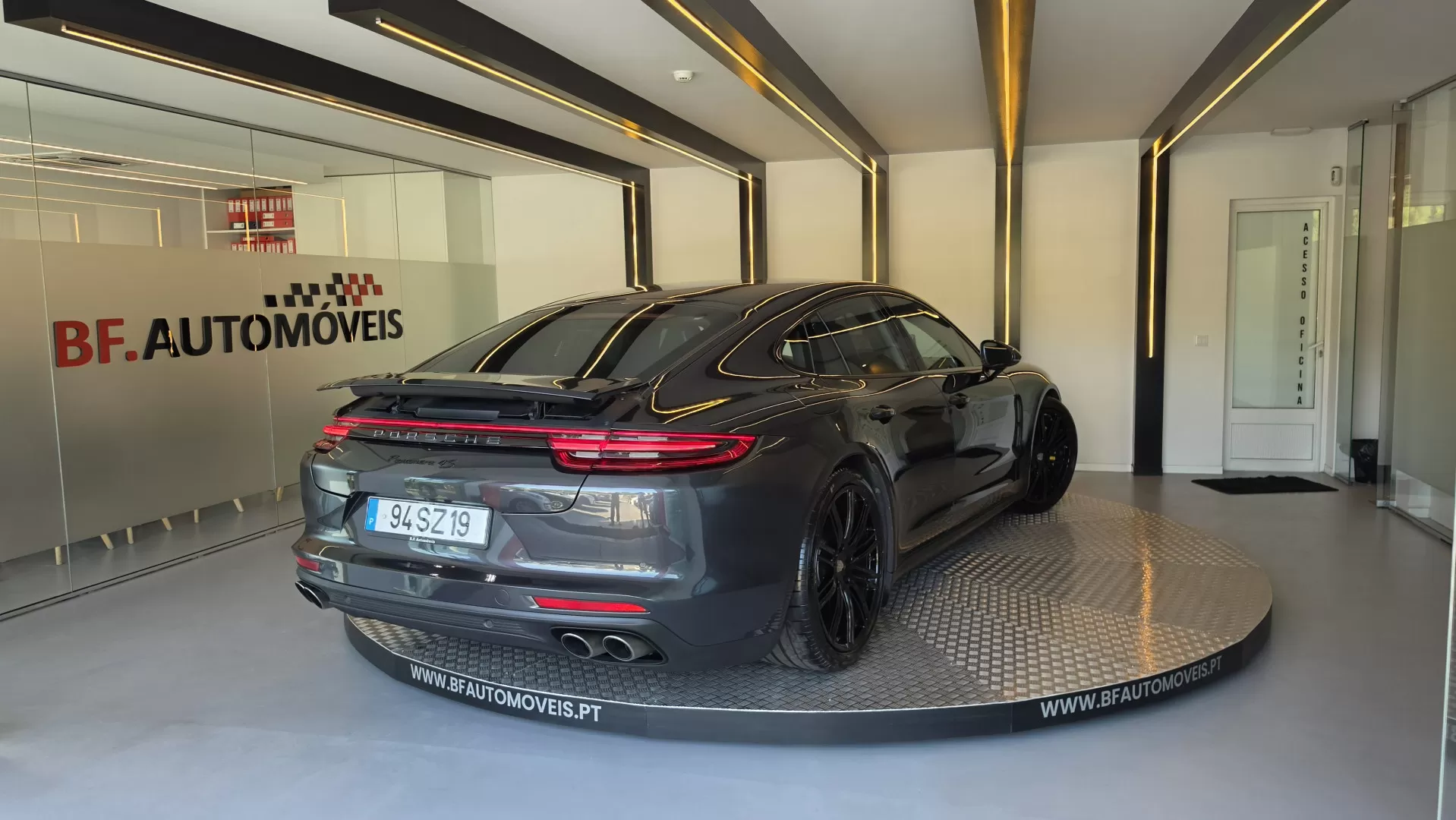 Porsche Panamera 4 S - foto 4