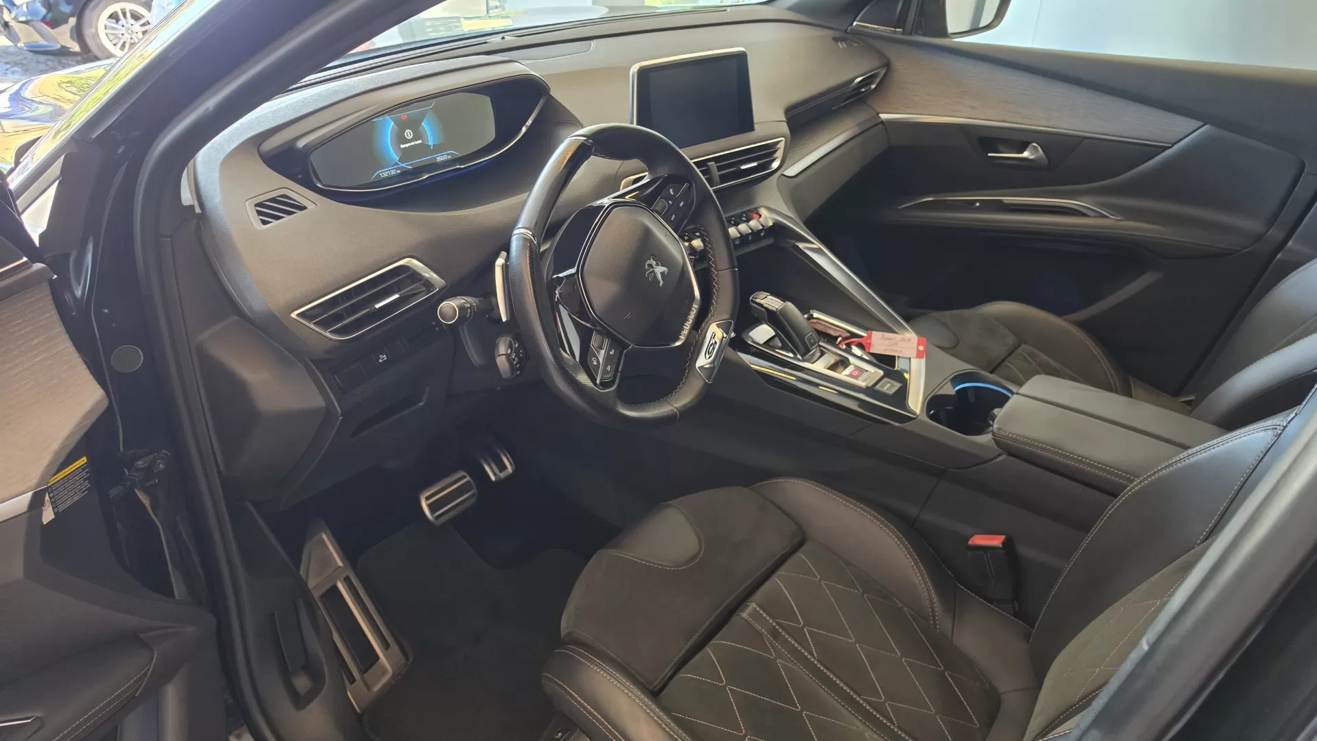 Peugeot 3008 2.0 BlueHDi GT Line EAT8 - foto 6