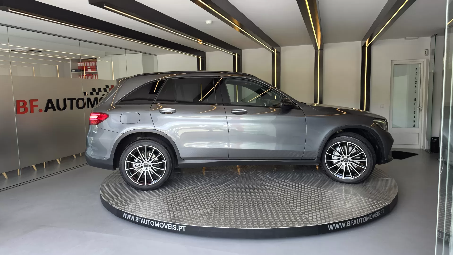 Mercedes-Benz GLC 220 d 4Matic 9G-TRONIC AMG Line - foto 8