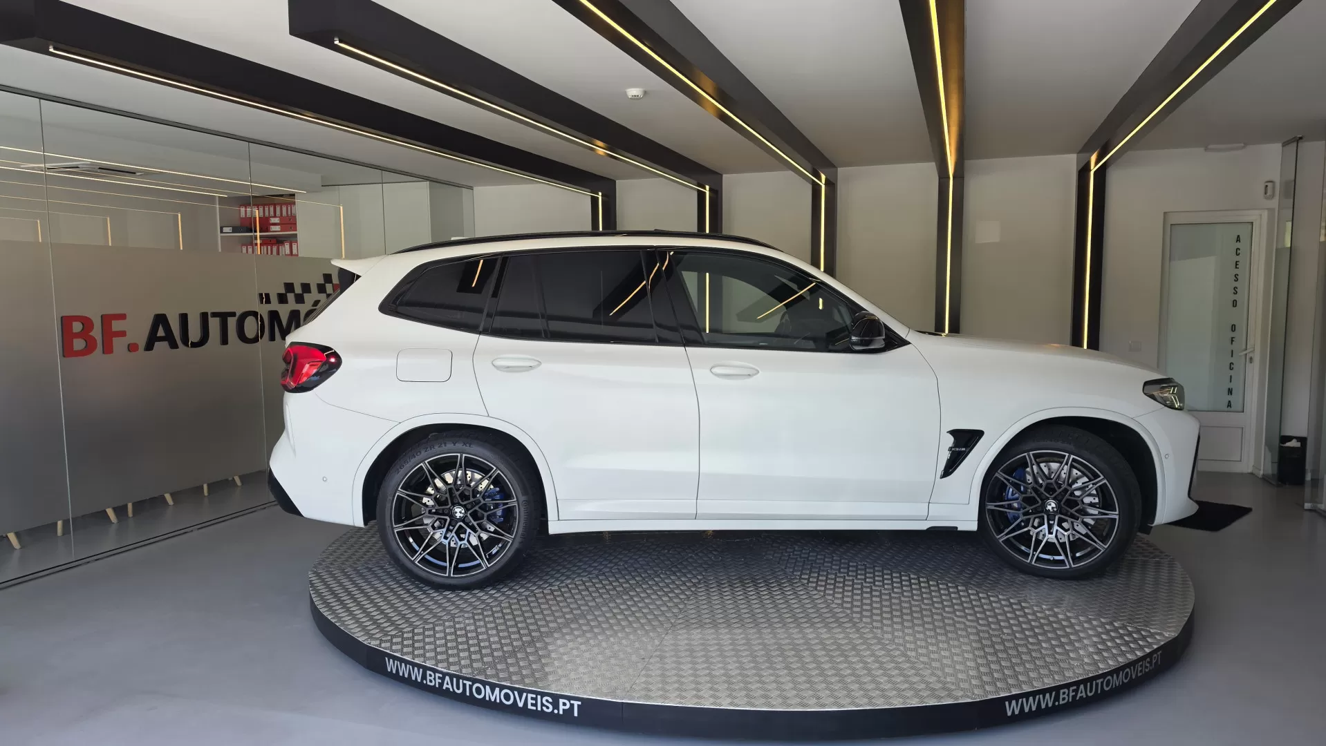 BMW X3 M Competition - foto 8