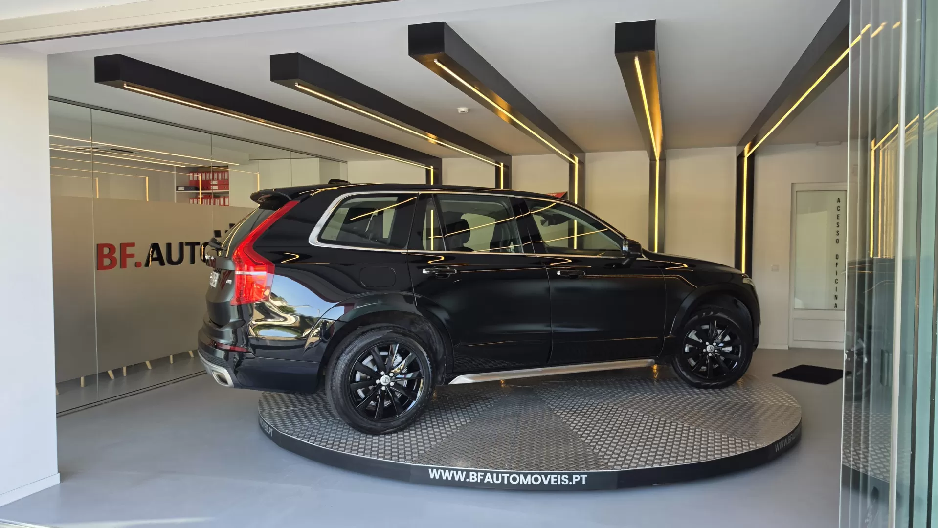 Volvo XC 90 2.0 D4 Momentum - foto 7