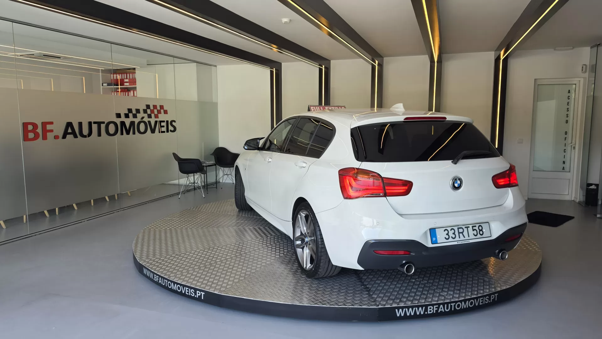 BMW 116 d Pack M Auto - foto 3