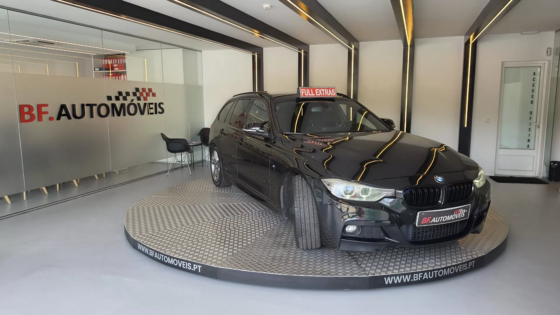 BMW 318 d Auto Pack M - foto 5