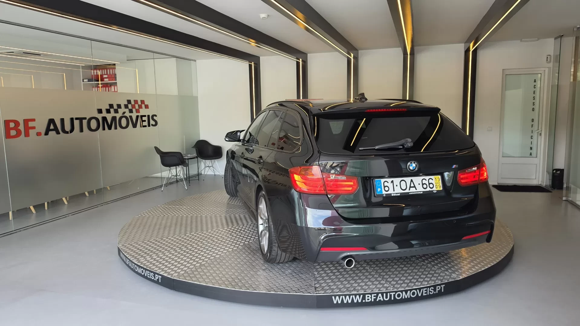 BMW 318 d Auto Pack M - foto 3