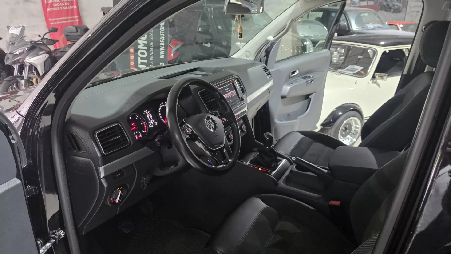 VW Amarok 3.0 TDI CD Highline Plus 4x4 - foto 6