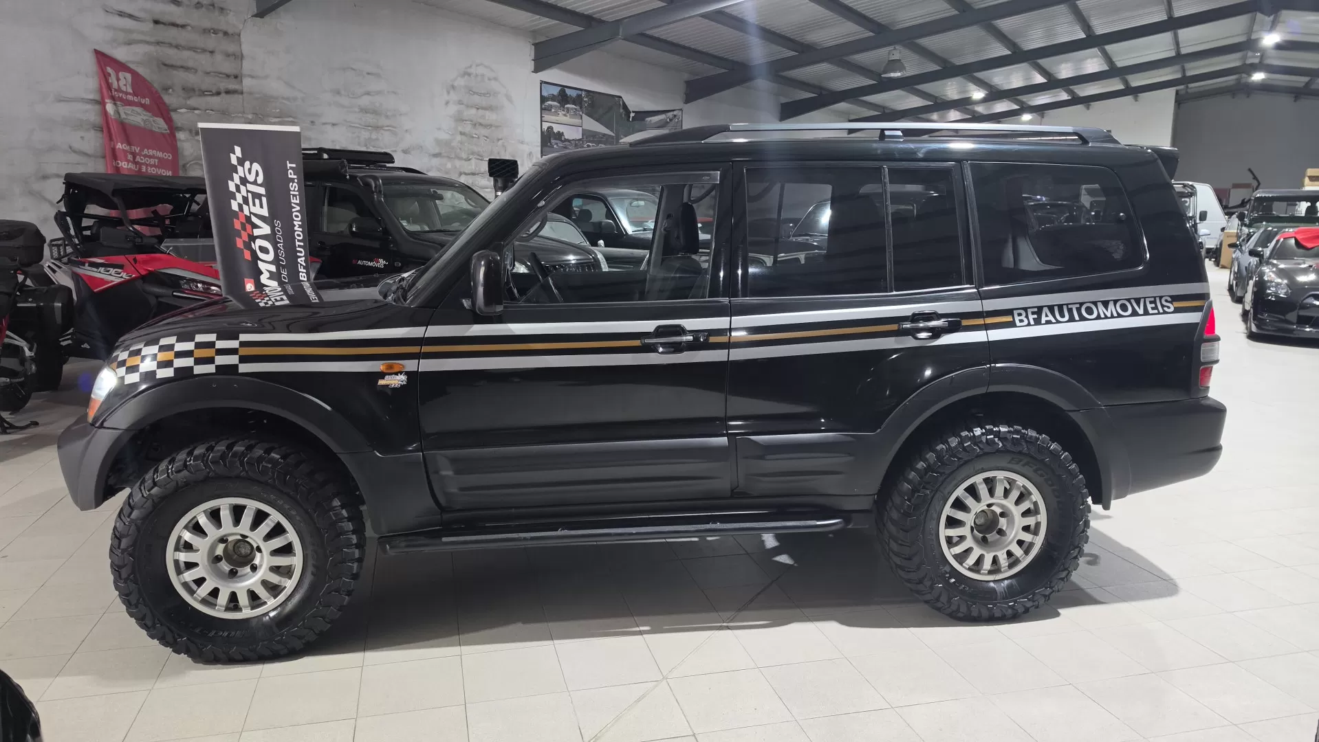 Mitsubishi Pajero 3.2 DI-D GLS ABS+TA Lg - foto 8
