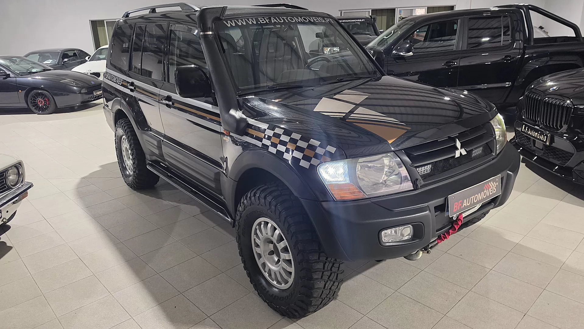 Mitsubishi Pajero 3.2 DI-D GLS ABS+TA Lg - foto 5