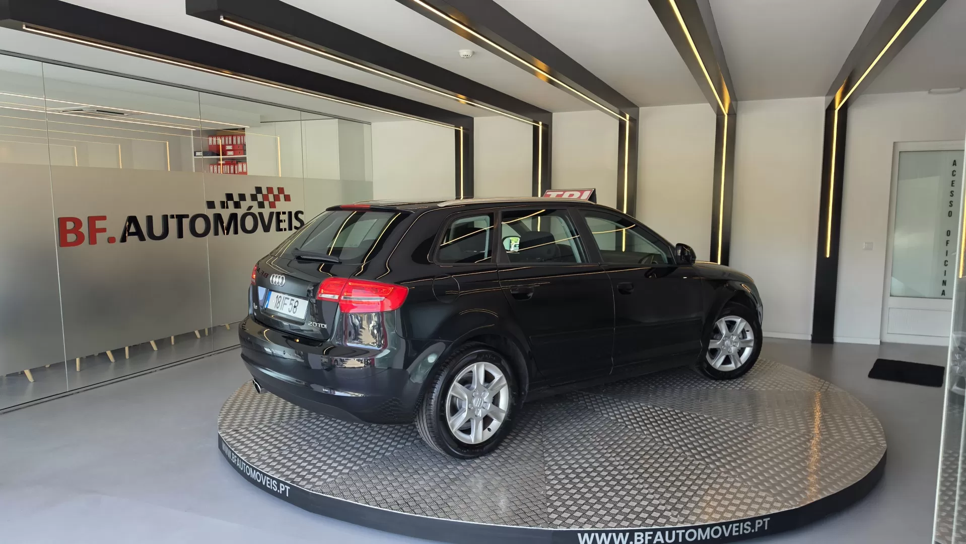 Audi A3 Sportback 2.0 TDi Attraction Business Line - foto 4