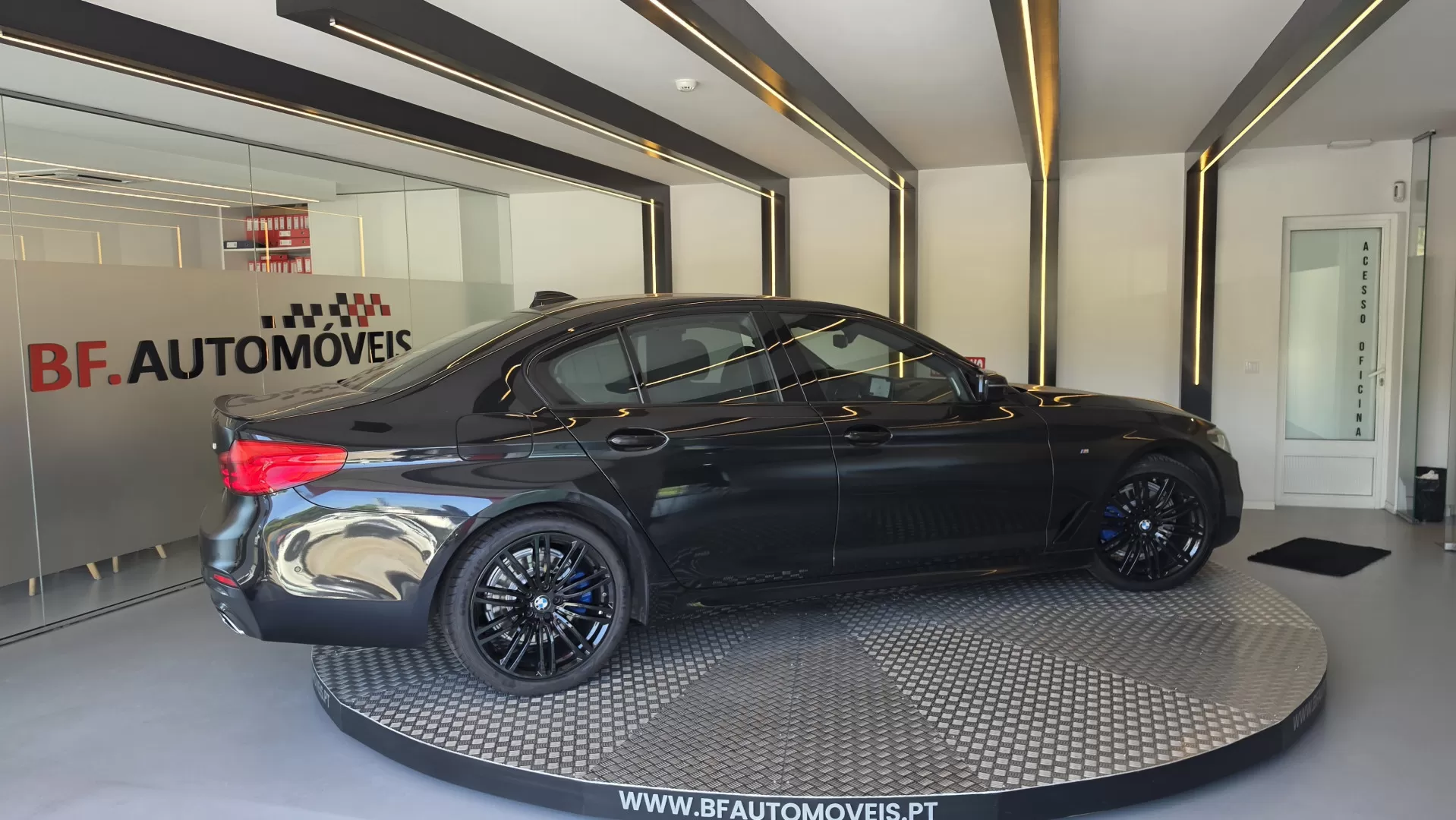 BMW 520 d Pack M Auto - foto 7