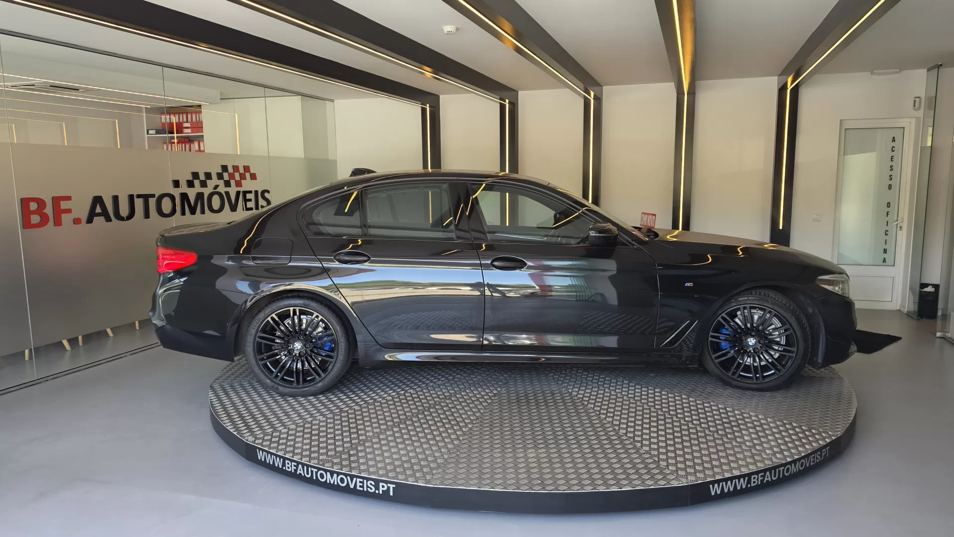 BMW 520 d Pack M Auto - foto 8