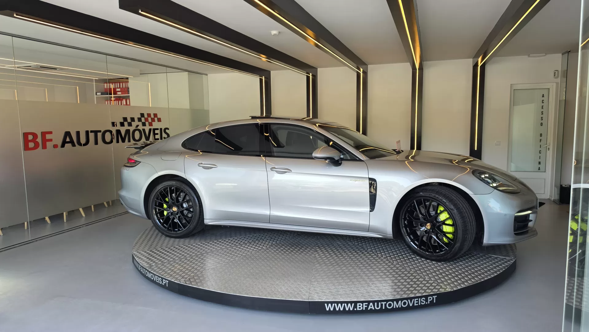 Porsche Panamera 4S E-Hybrid - foto 8