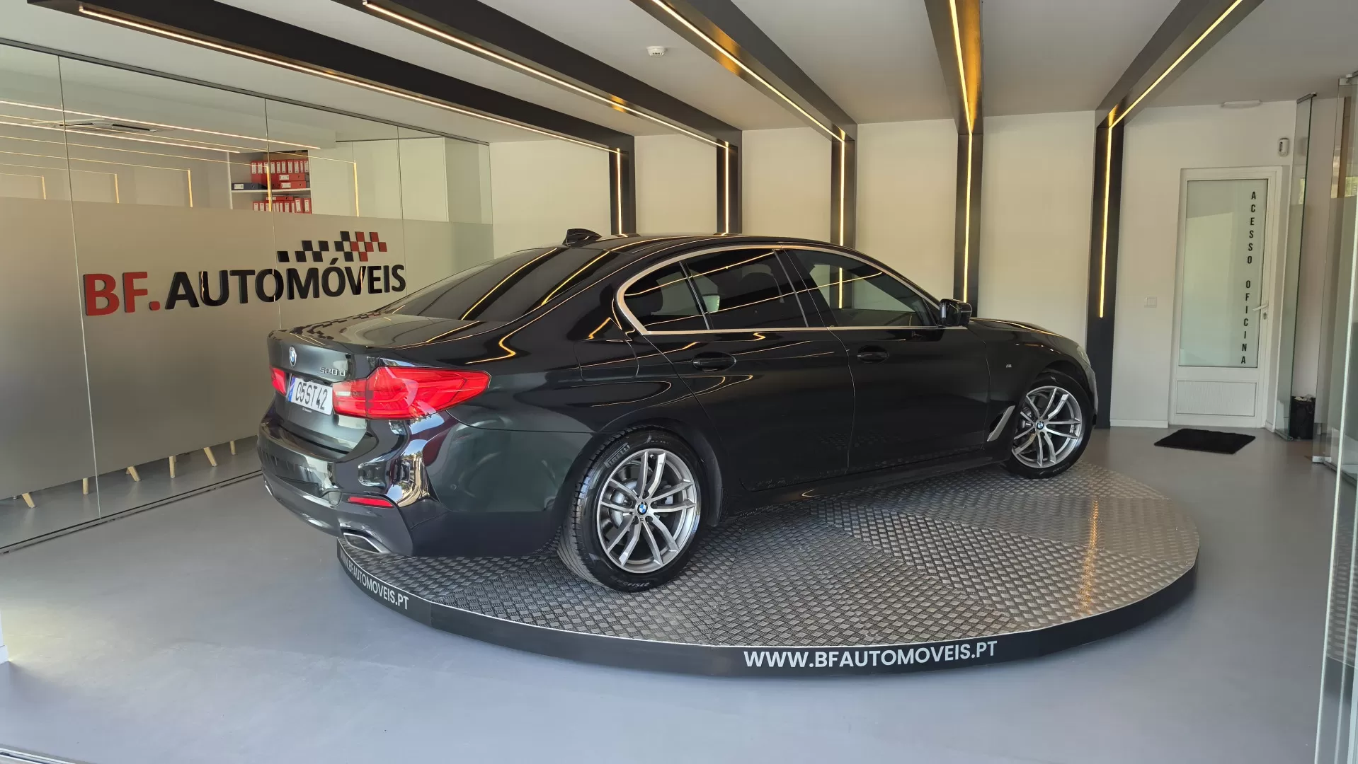 BMW 520 d Pack M Auto - foto 7