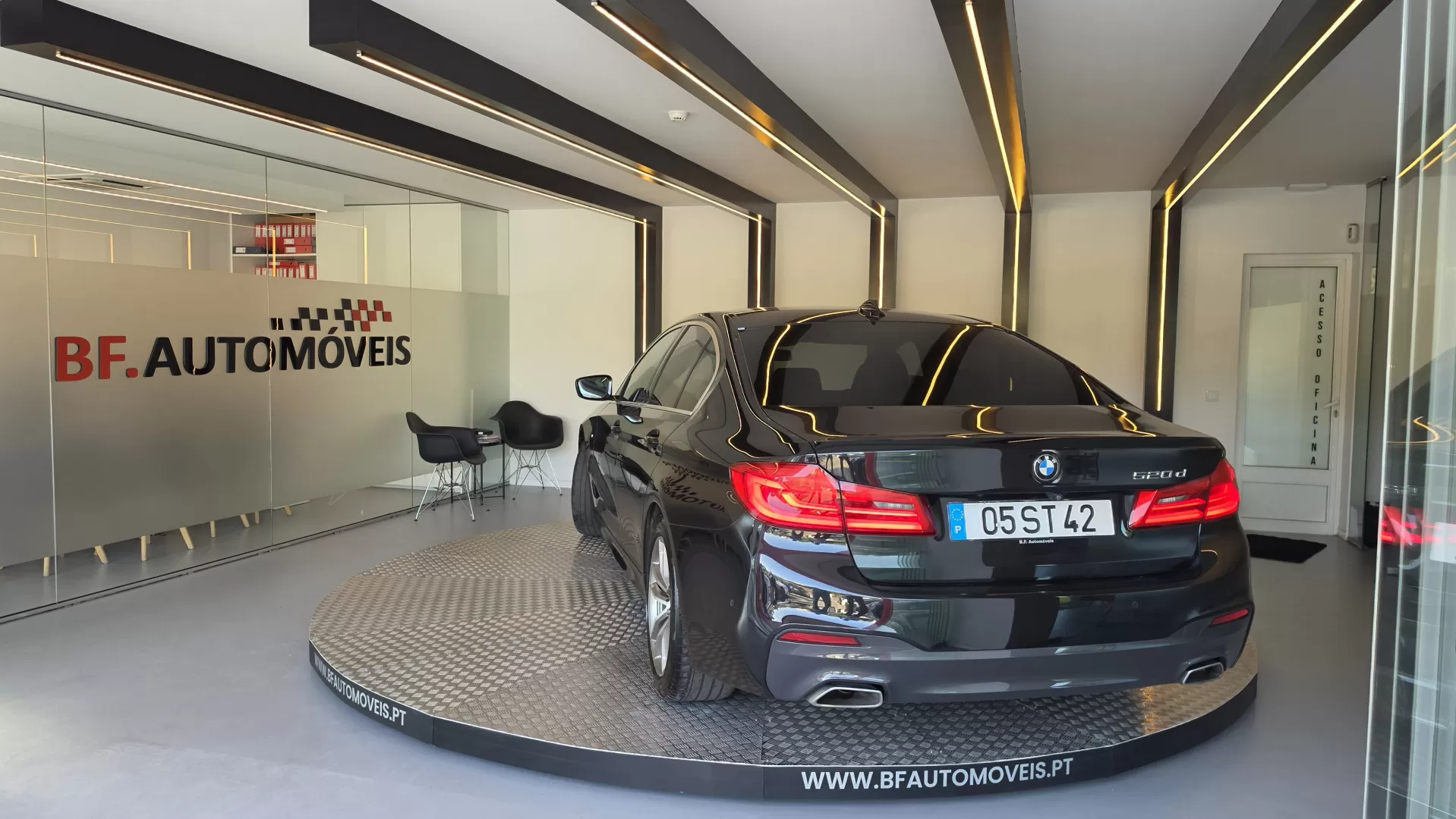 BMW 520 d Pack M Auto - foto 3