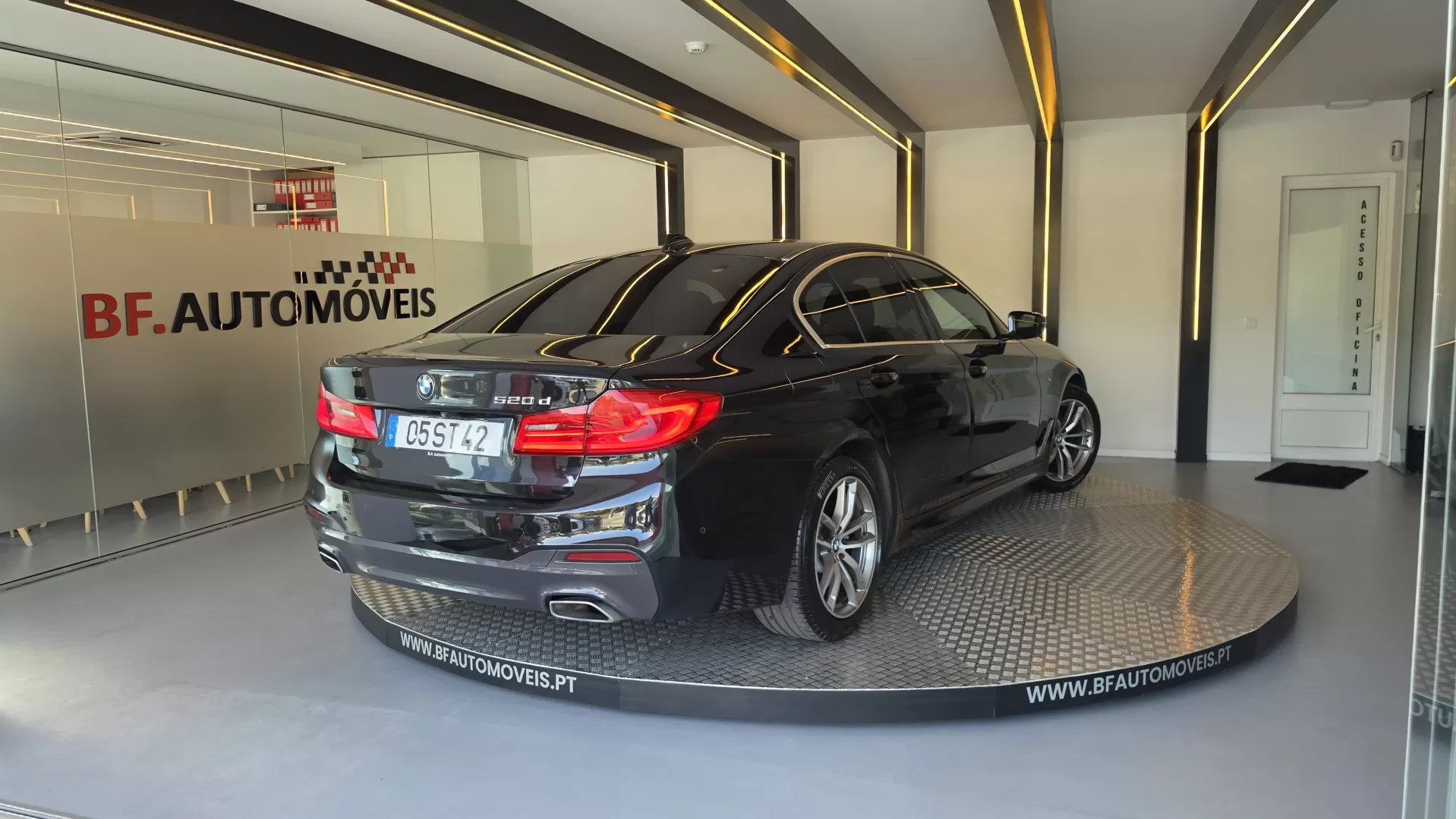 BMW 520 d Pack M Auto - foto 4