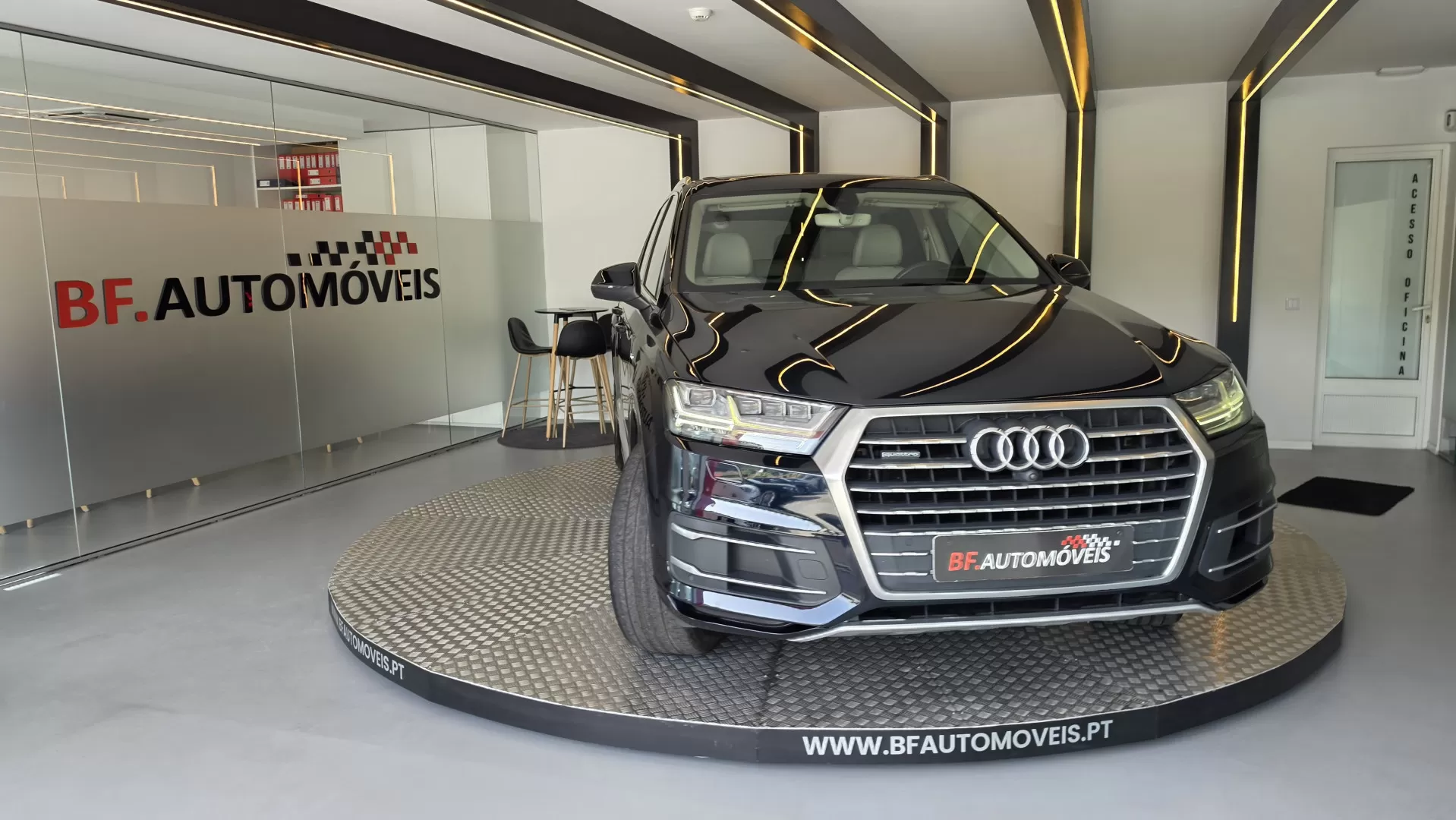 Audi Q7 3.0 TDI quattro S-line Tiptronic 7L - foto 5