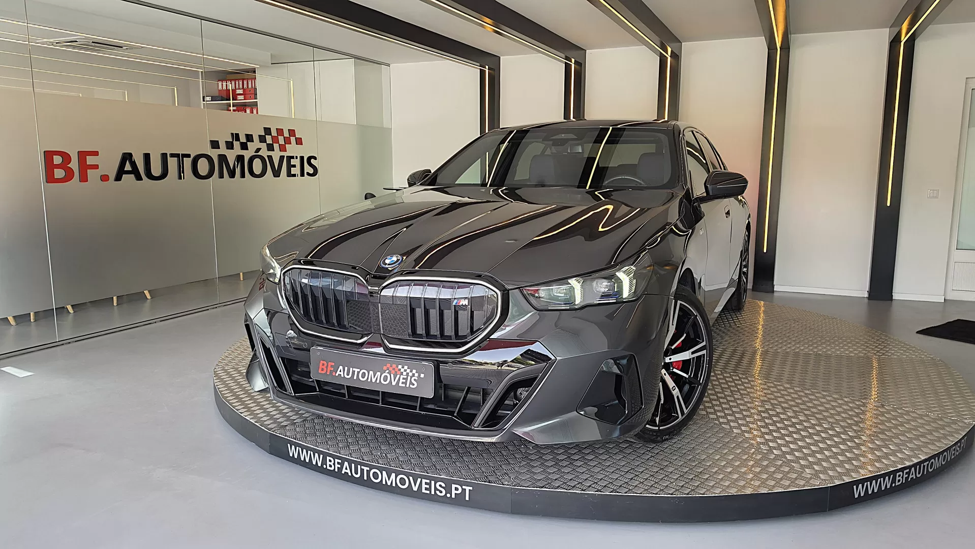 BMW i5 eDrive40 Pack Desportivo M Pro