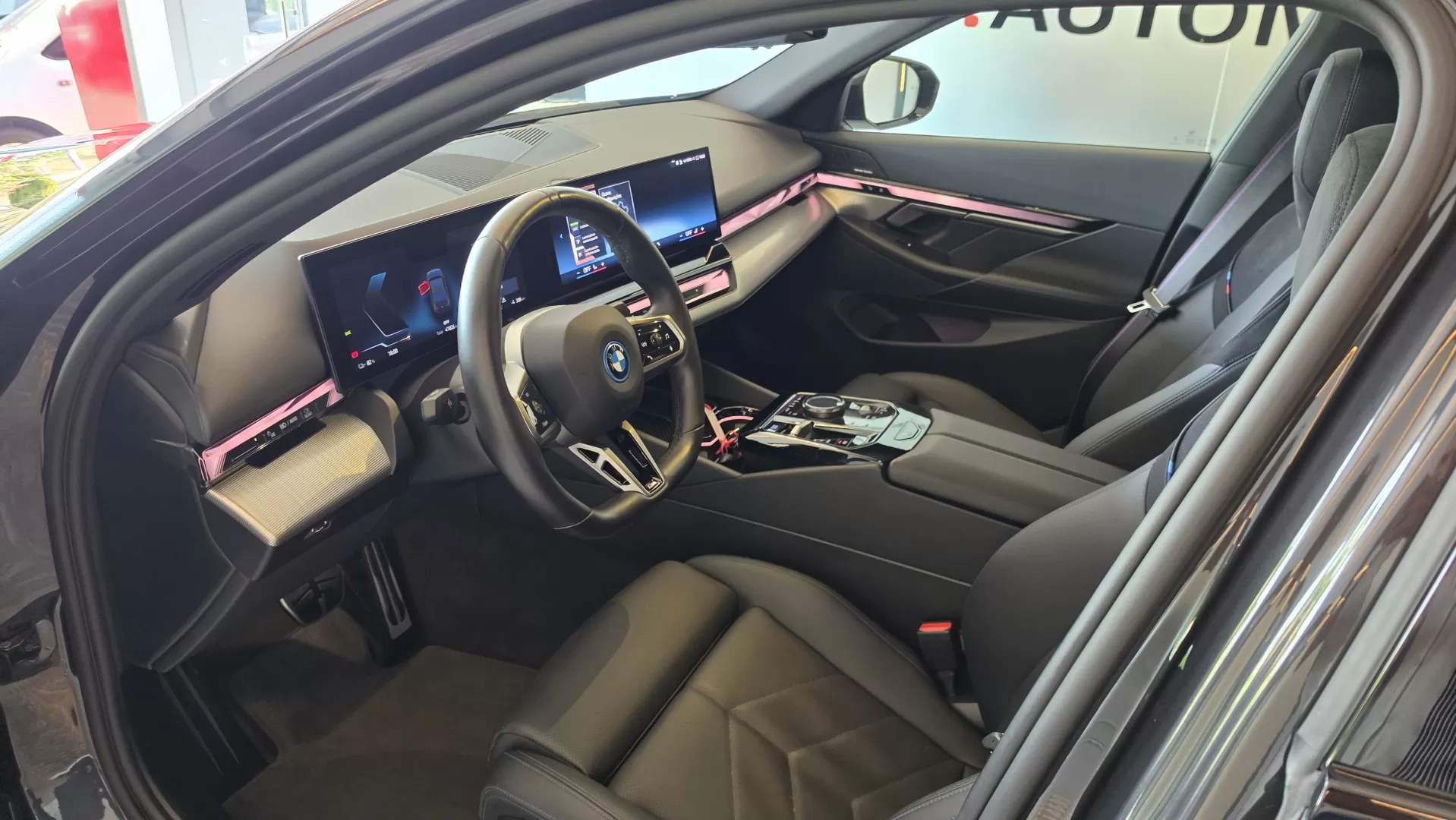 BMW i5 eDrive40 Pack Desportivo M Pro - foto 6