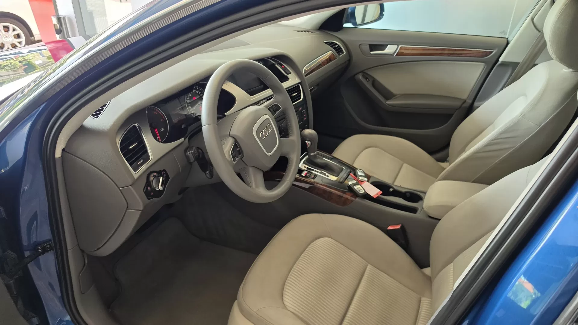 Audi A4  2.0 TDI multitronic Exclusive - foto 6
