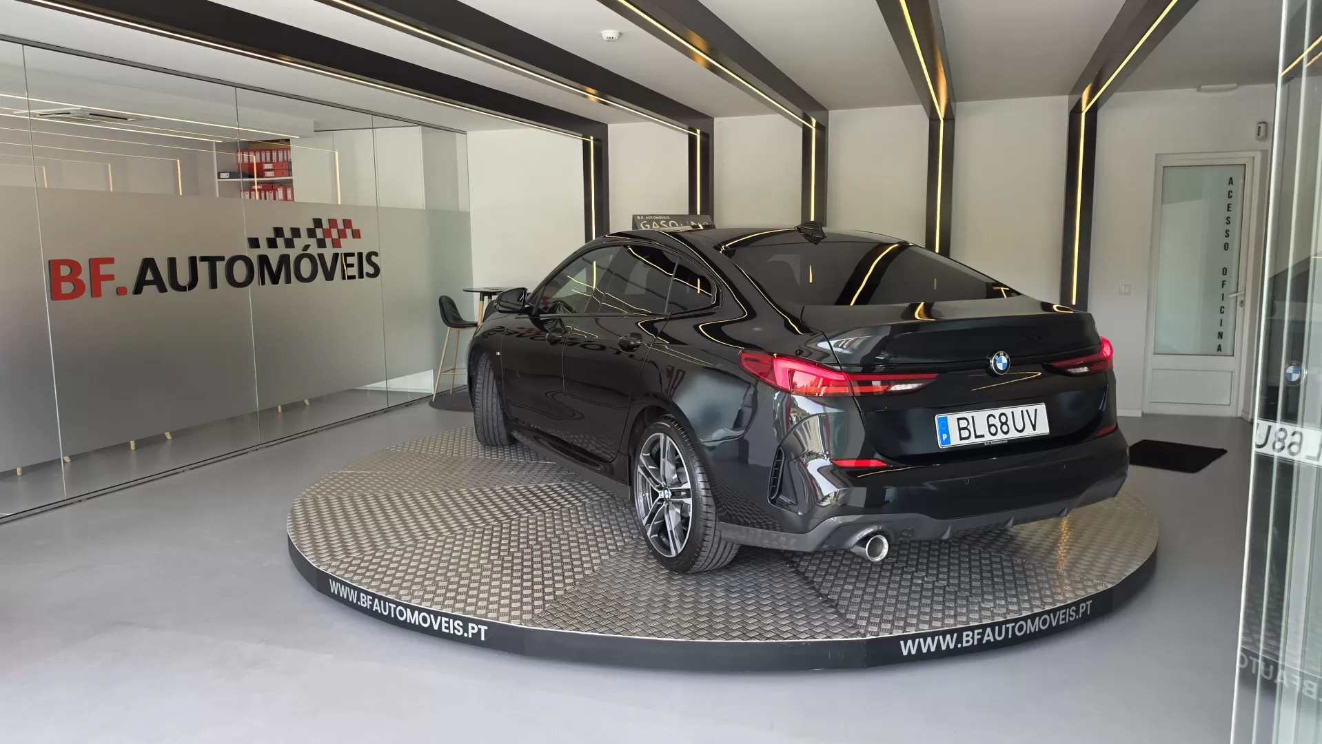 BMW 216 Gran Coupé d Pack Desportivo M - foto 3