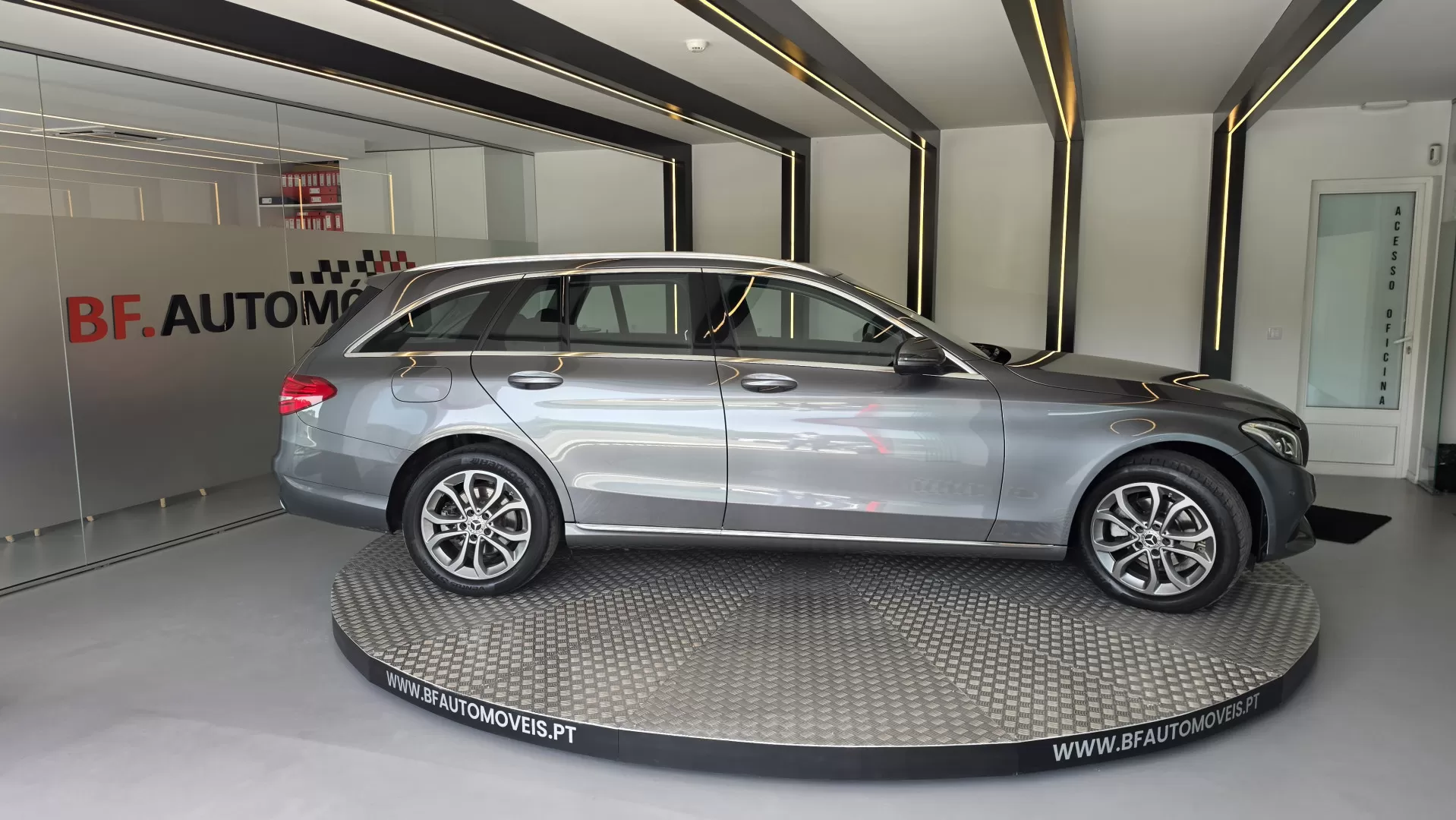 Mercedes-Benz C 180 BlueTEC Avantgarde Aut. - foto 8