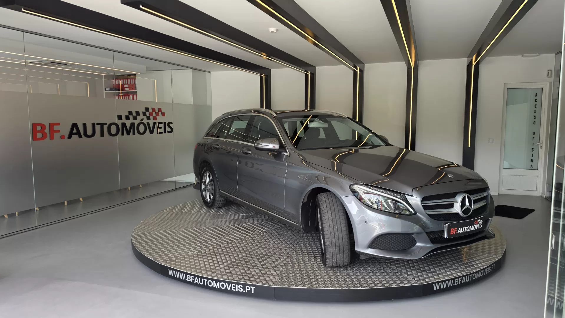Mercedes-Benz C 180 BlueTEC Avantgarde Aut. - foto 5