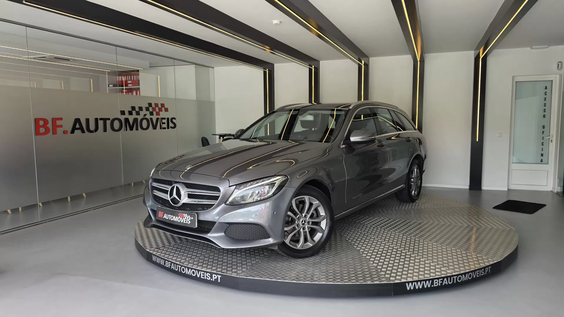 Mercedes-Benz C 180 BlueTEC Avantgarde Aut. - foto 2