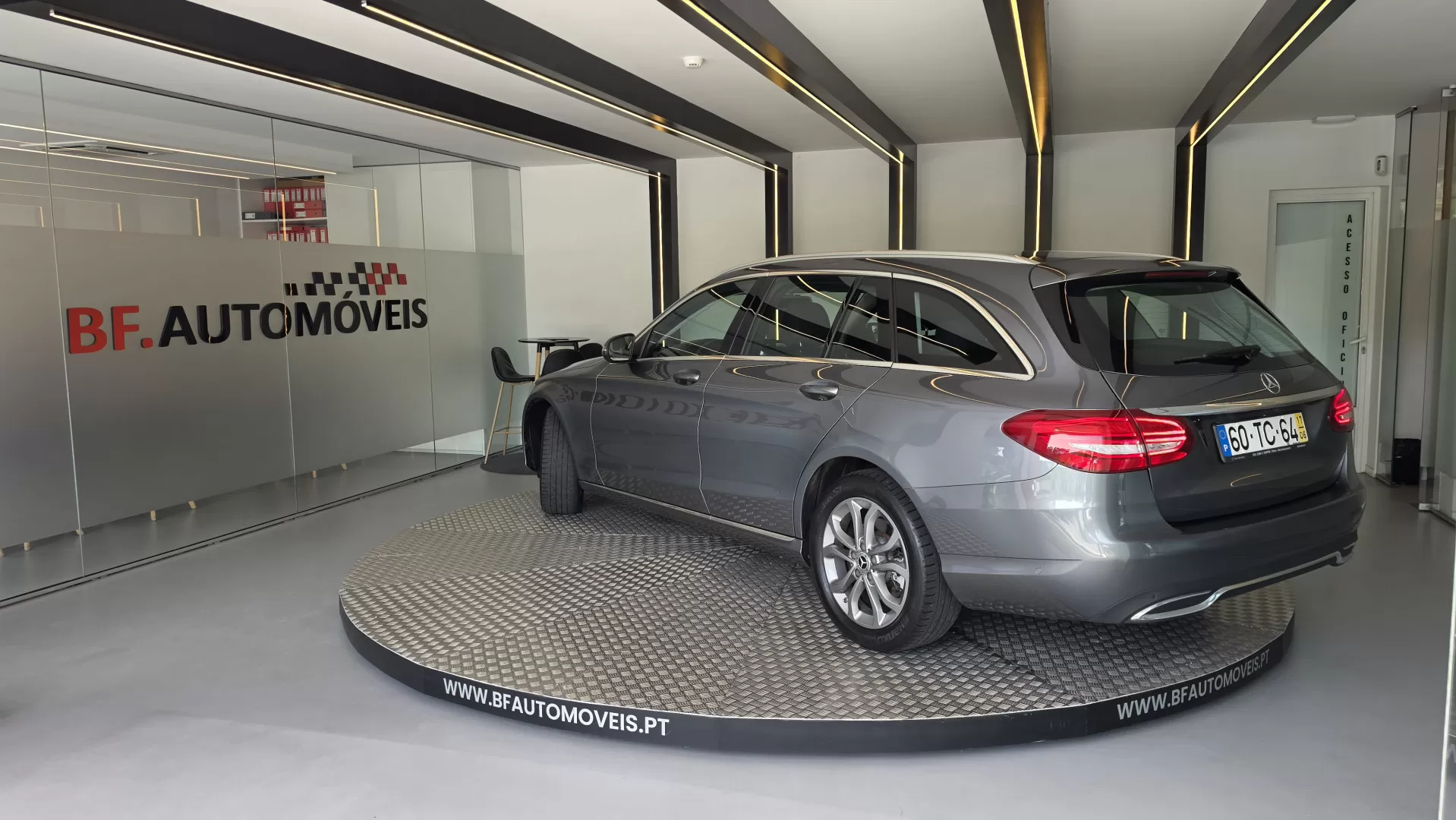 Mercedes-Benz C 180 BlueTEC Avantgarde Aut. - foto 3